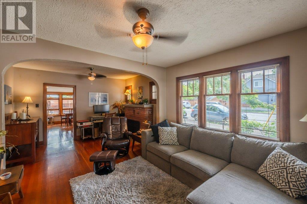 396 Van Horne Street, Penticton, British Columbia  V2A 4K5 - Photo 9 - 10351816