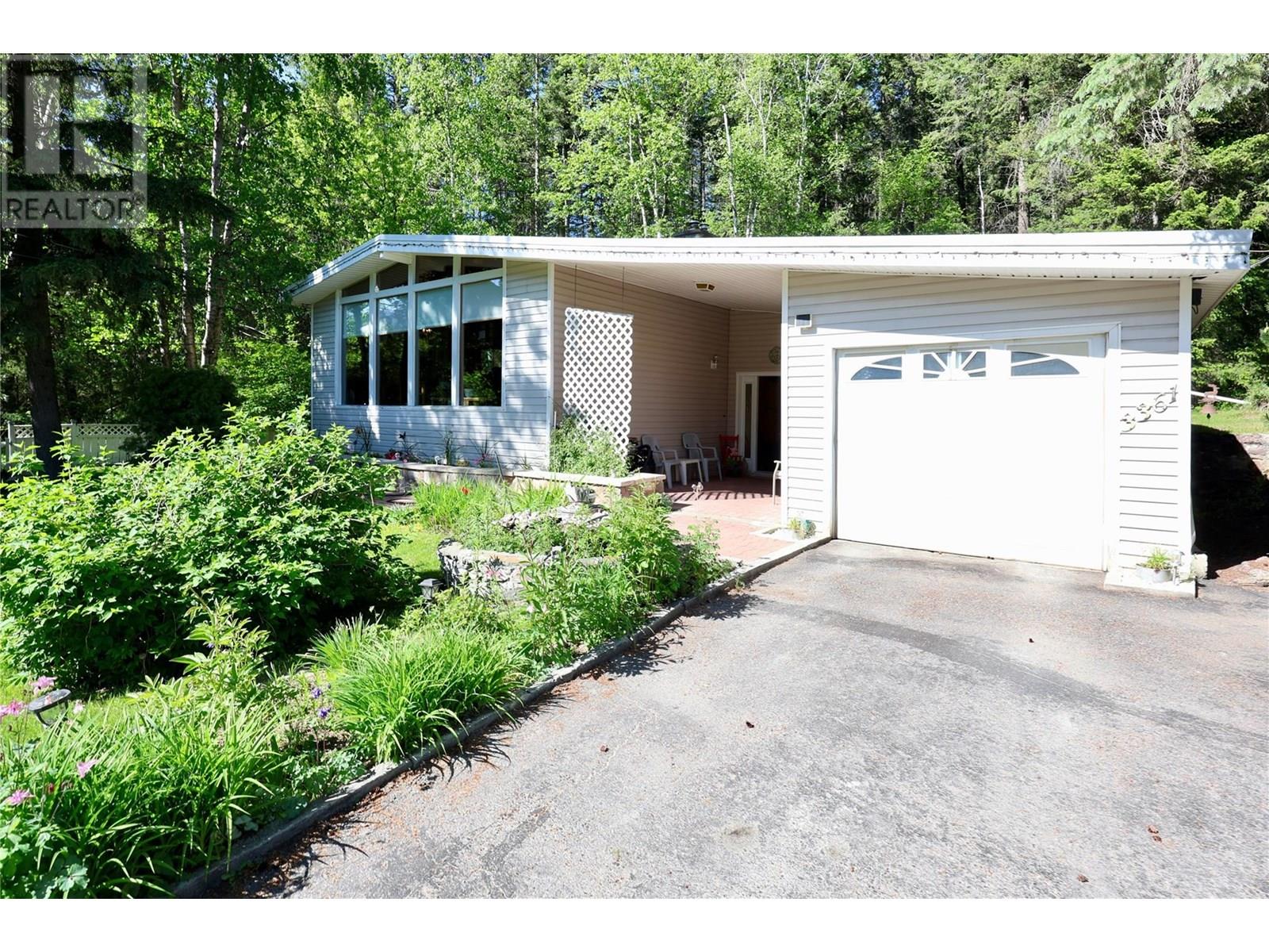 3361 & 3365 95 Highway, Golden, British Columbia  V0A 1L0 - Photo 59 - 10351776