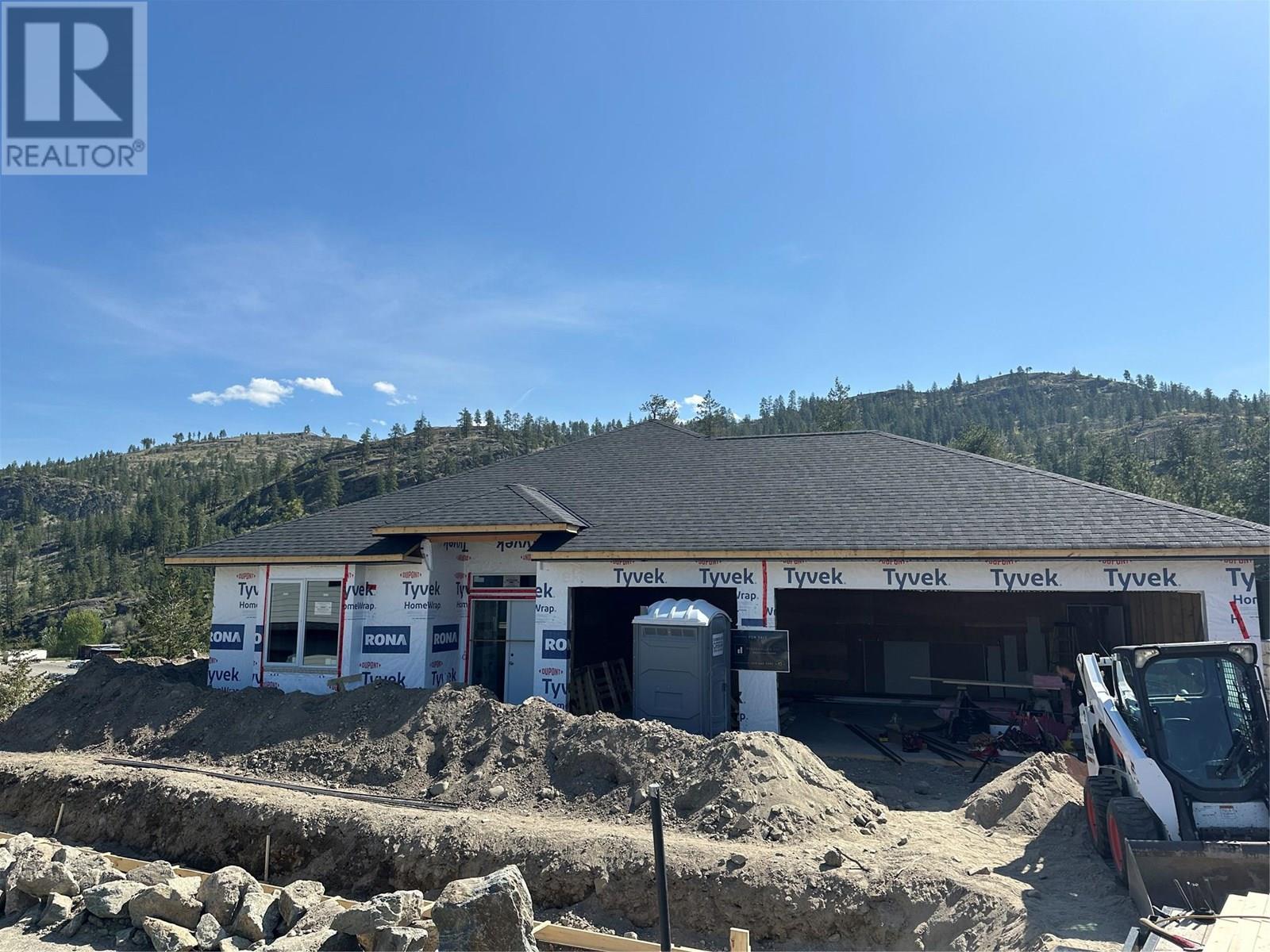 3312 Evergreen Drive, Penticton, British Columbia  V2A 0H9 - Photo 1 - 10351820