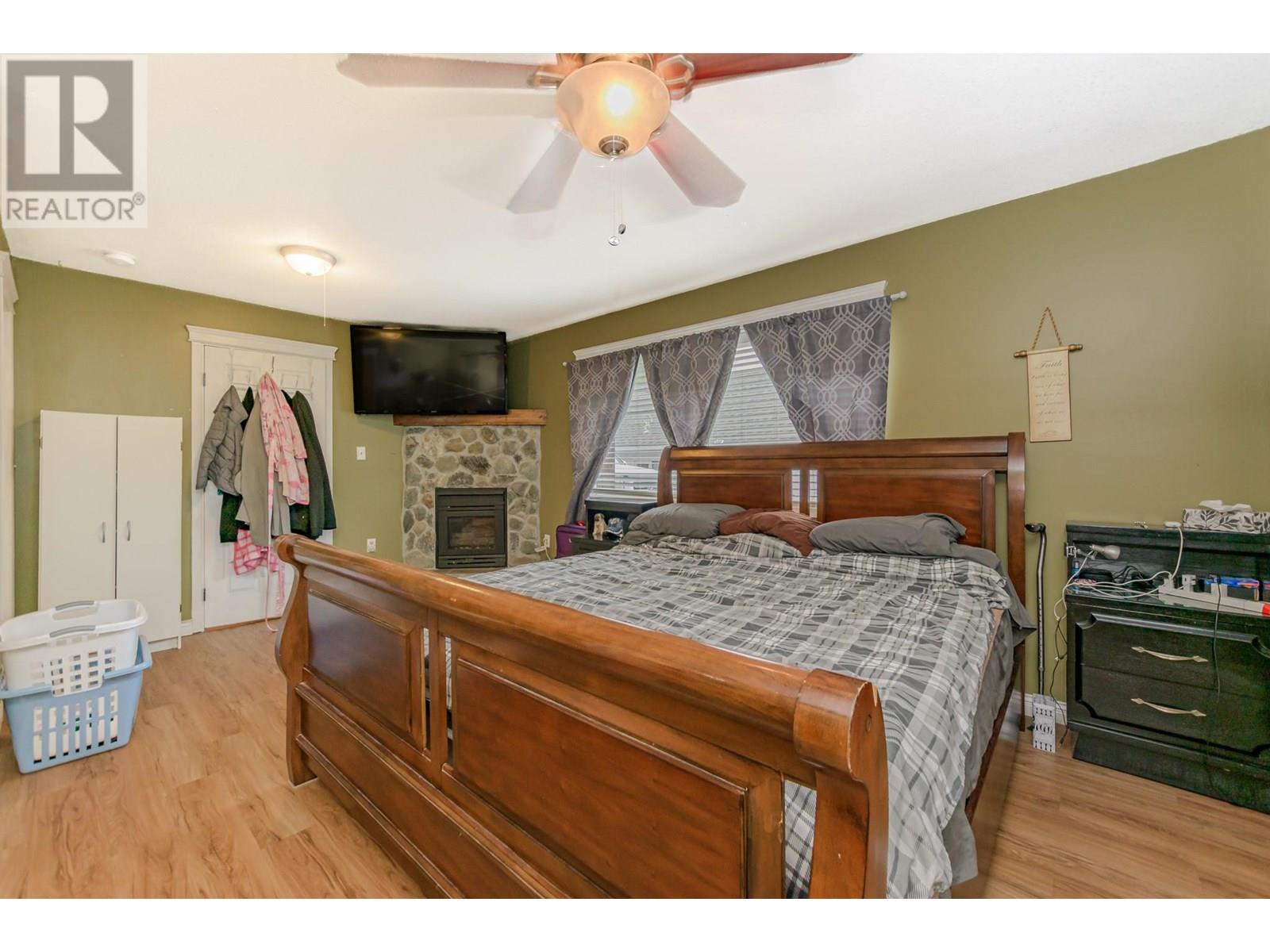 729 Stanley Avenue, Enderby, British Columbia  V0E 1V1 - Photo 11 - 10350995