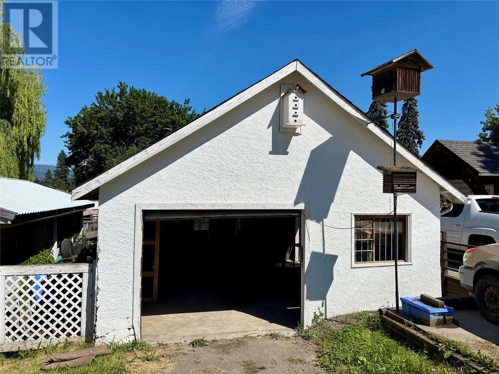 729 Stanley Avenue, Enderby, British Columbia  V0E 1V1 - Photo 33 - 10350995