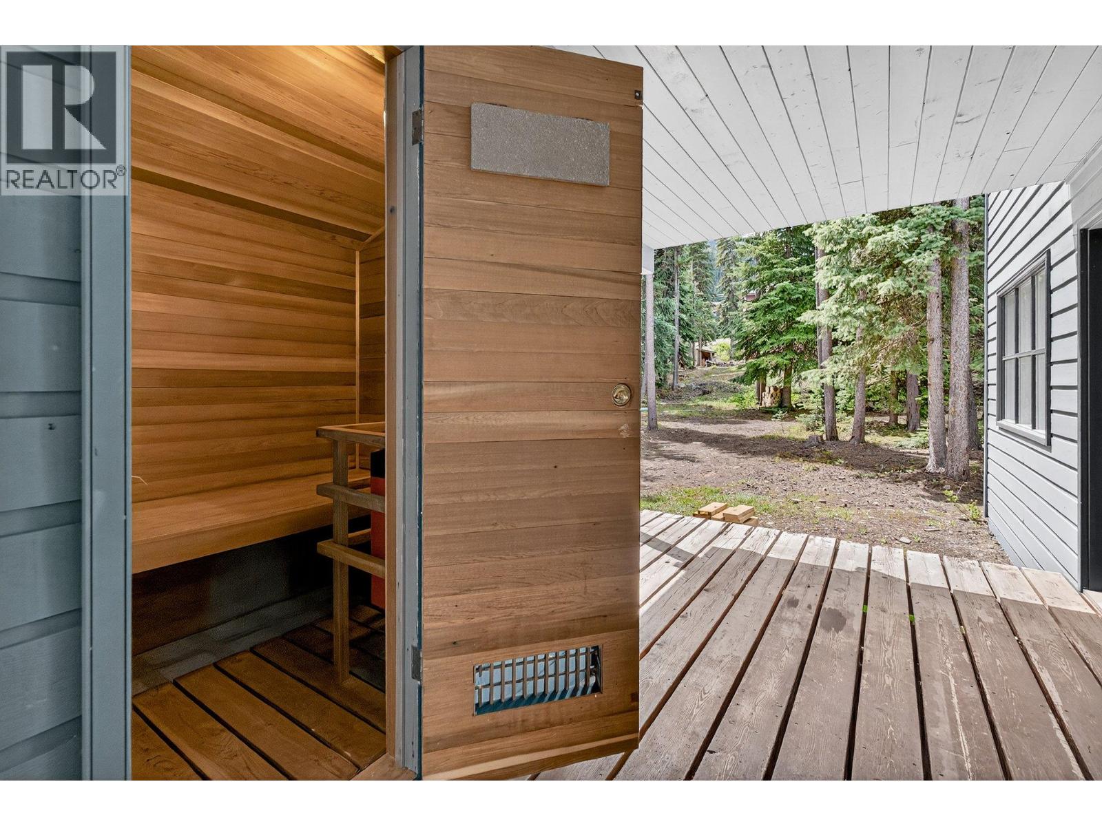 103 Whitetail Road Unit# 102, Apex Mountain, British Columbia  V2A 0E2 - Photo 42 - 10351539