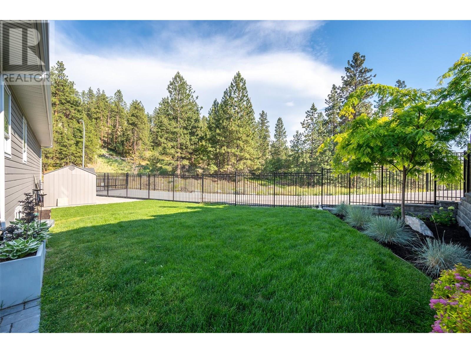 2749 Evergreen Drive, Penticton, British Columbia  V2A 8L5 - Photo 41 - 10351907