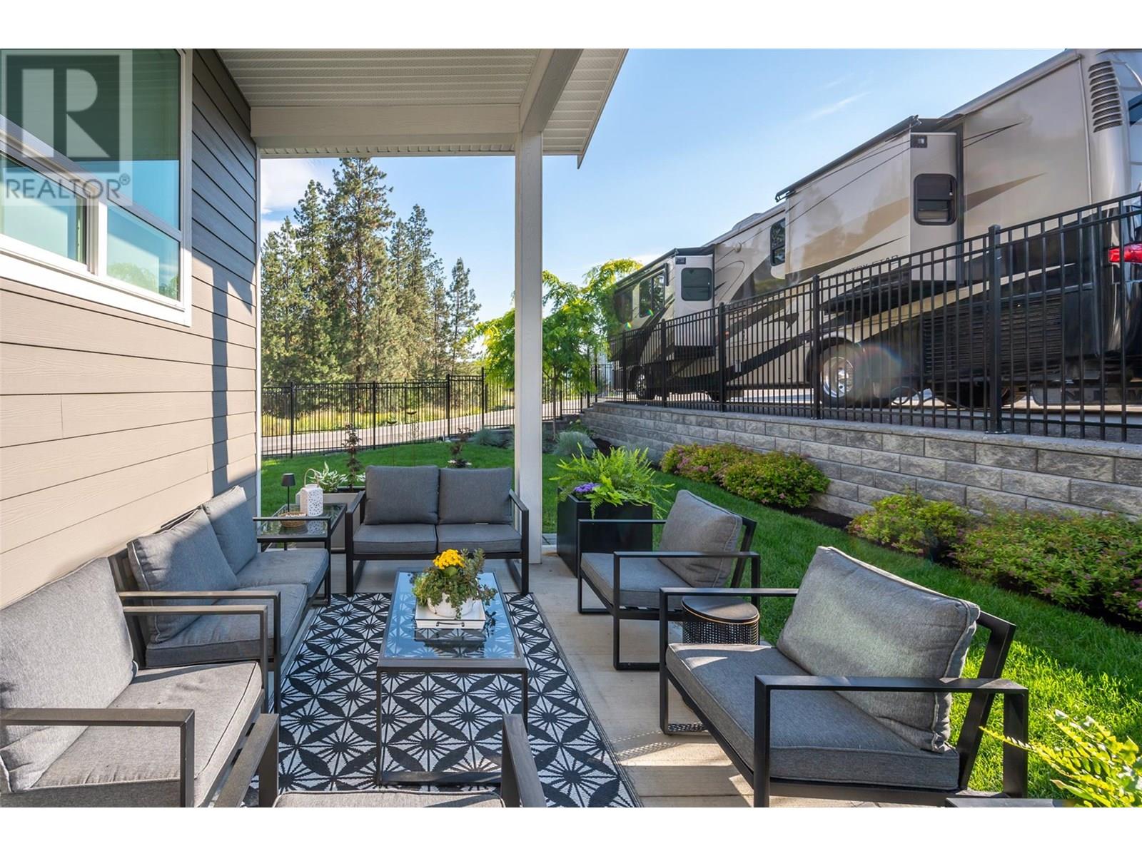 2749 Evergreen Drive, Penticton, British Columbia  V2A 8L5 - Photo 44 - 10351907