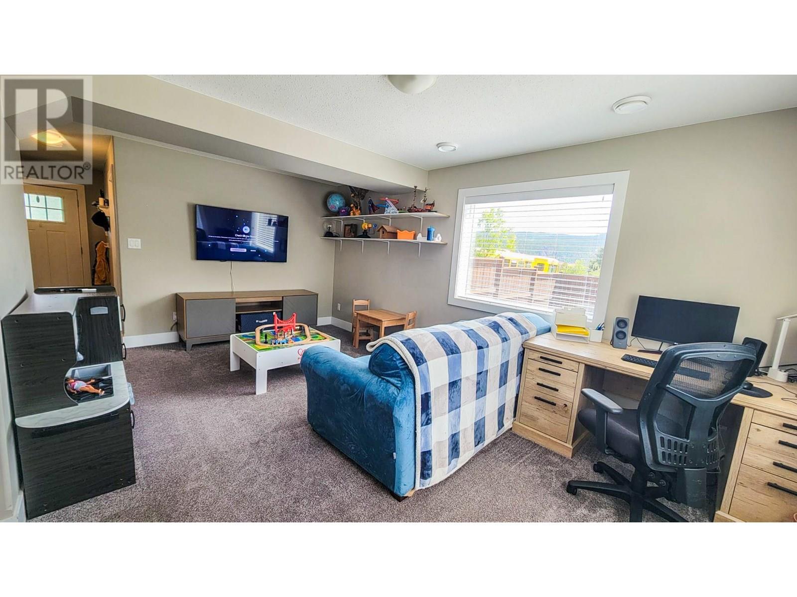 4208 16th Avenue, Castlegar, British Columbia  V1N 4X7 - Photo 18 - 10351357