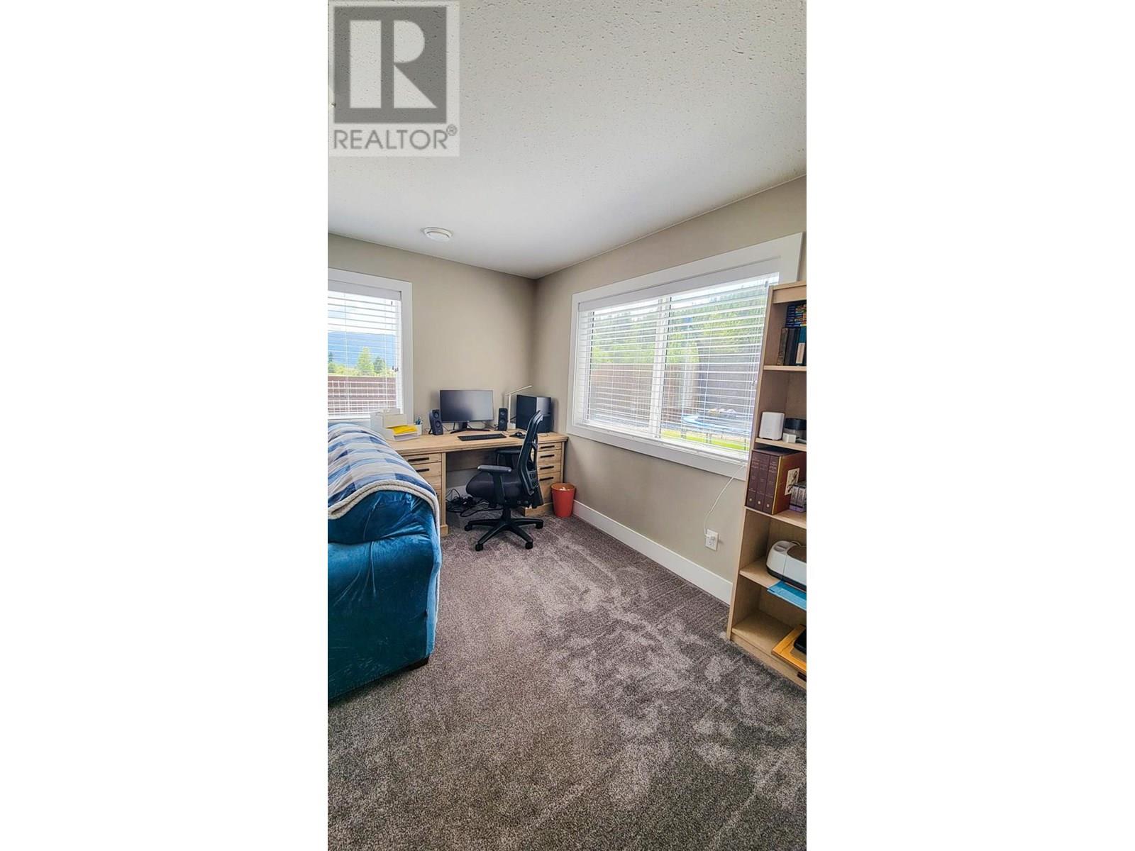 4208 16th Avenue, Castlegar, British Columbia  V1N 4X7 - Photo 20 - 10351357