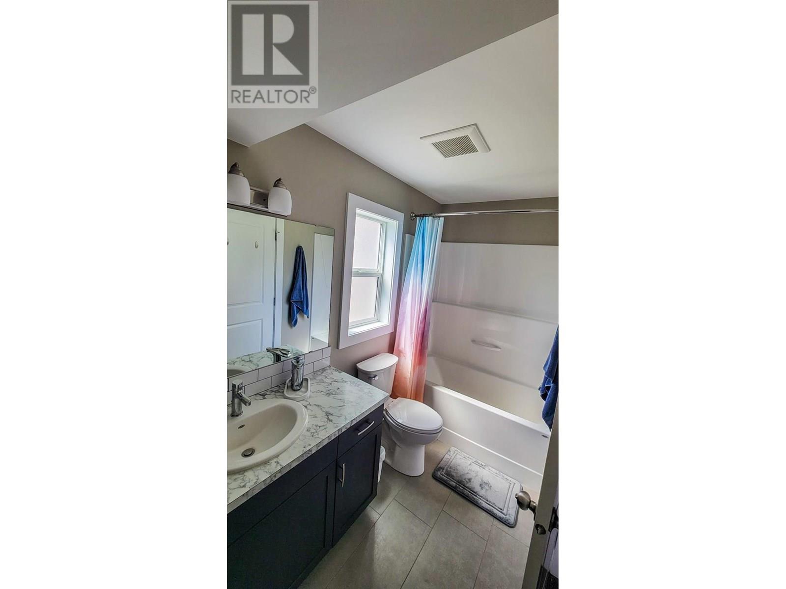 4208 16th Avenue, Castlegar, British Columbia  V1N 4X7 - Photo 24 - 10351357