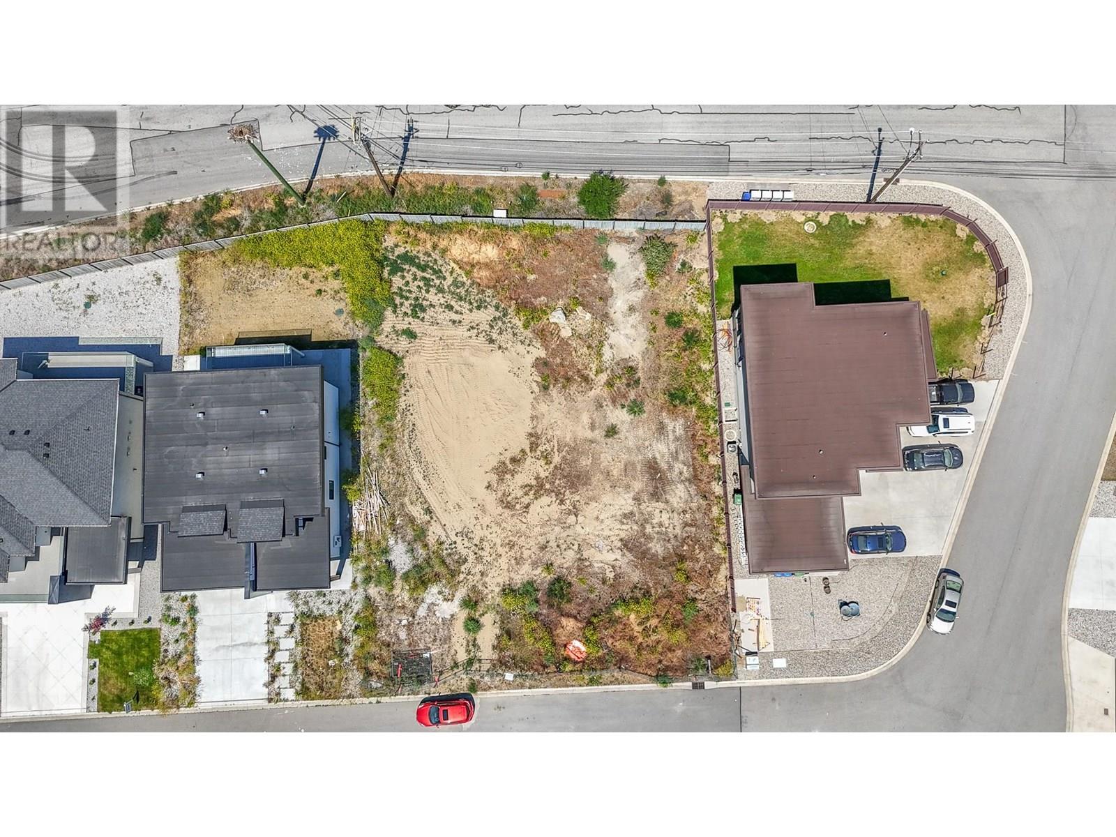1712 Treffry Place, Summerland, British Columbia  V0H 1Z9 - Photo 3 - 10351975