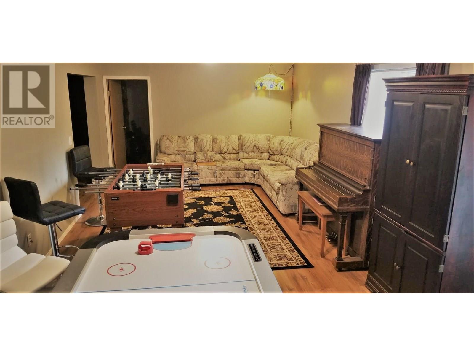 9000 Hummingbird Drive, Swansea Point, British Columbia  V0E 2K2 - Photo 18 - 10351803
