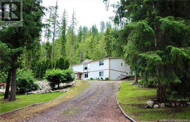 9000 Hummingbird Drive, Swansea Point, British Columbia  V0E 2K2 - Photo 2 - 10351803