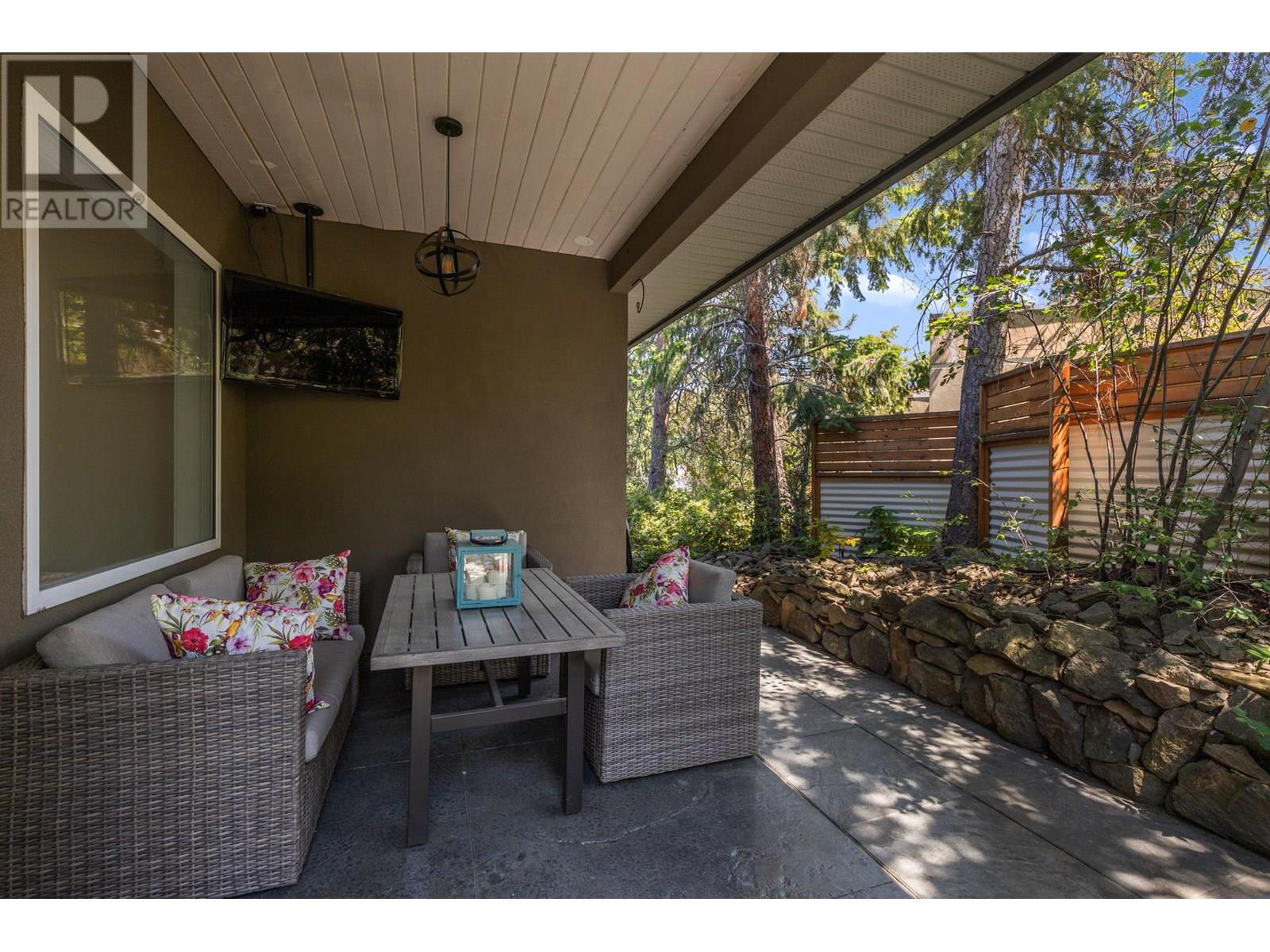 248 Magic Drive, Kelowna, British Columbia  V1V 1N2 - Photo 54 - 10351627