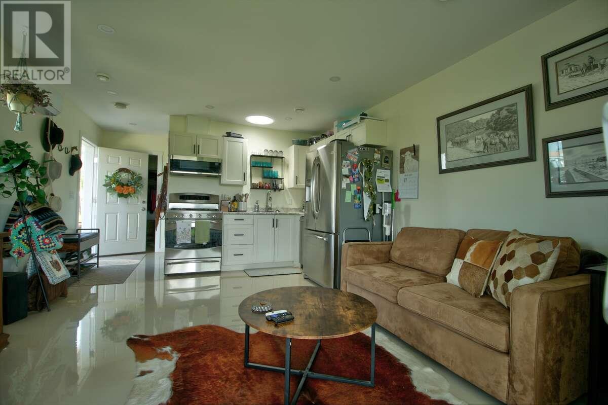 975 Mountview Road, Vernon, British Columbia  V1B 3A5 - Photo 37 - 10352031