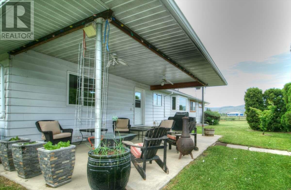 975 Mountview Road, Vernon, British Columbia  V1B 3A5 - Photo 4 - 10352031