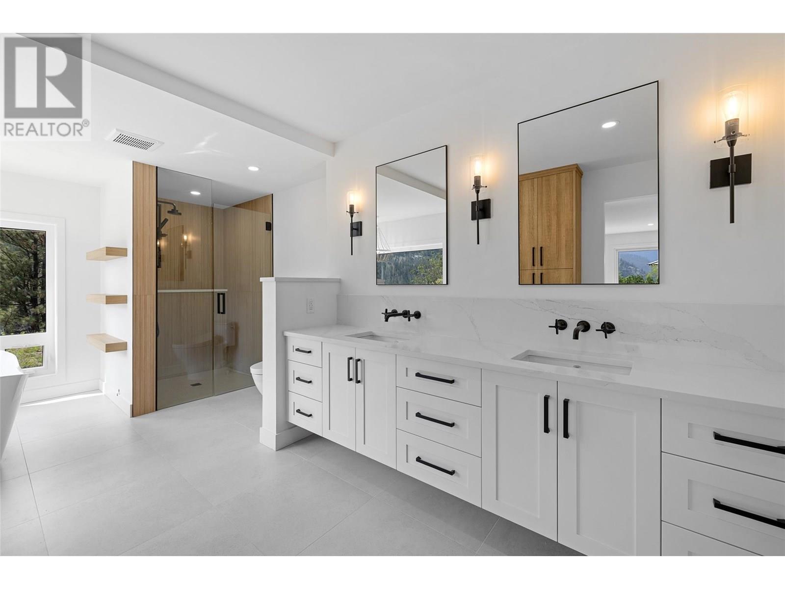 2632 Forsyth Drive, Penticton, British Columbia  V2A 8Y9 - Photo 22 - 10351310