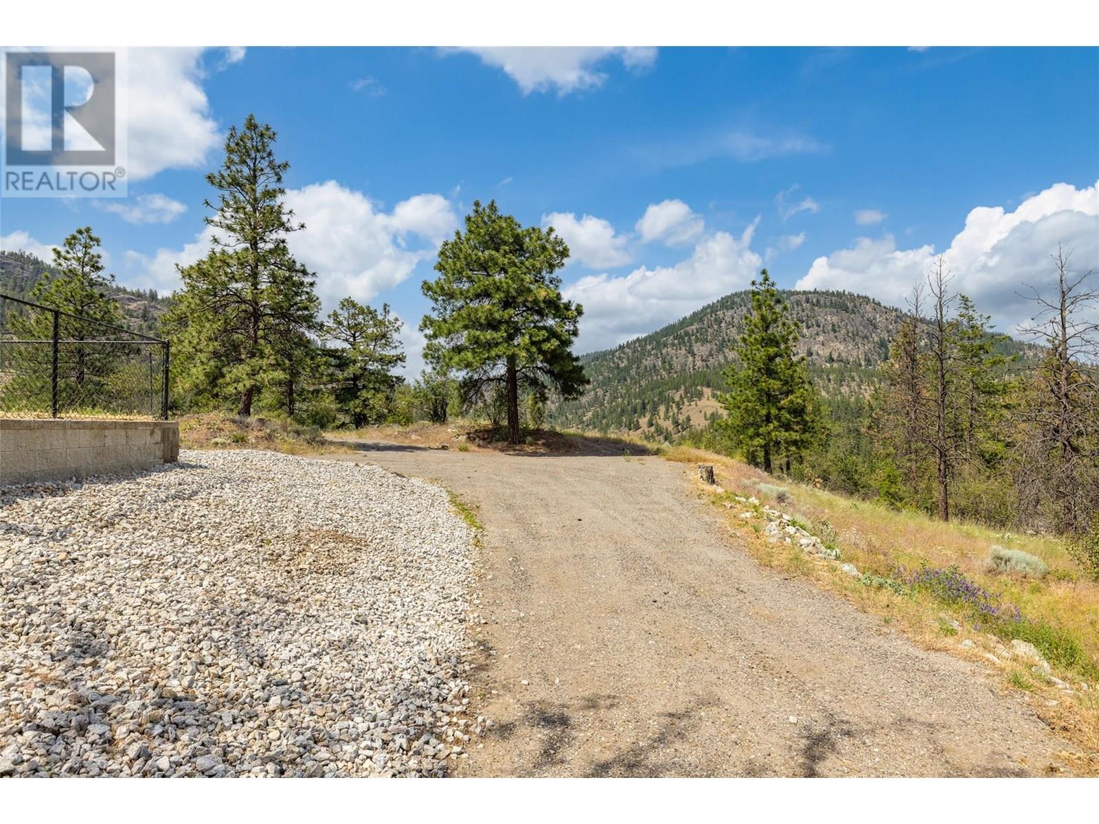 2632 Forsyth Drive, Penticton, British Columbia  V2A 8Y9 - Photo 45 - 10351310