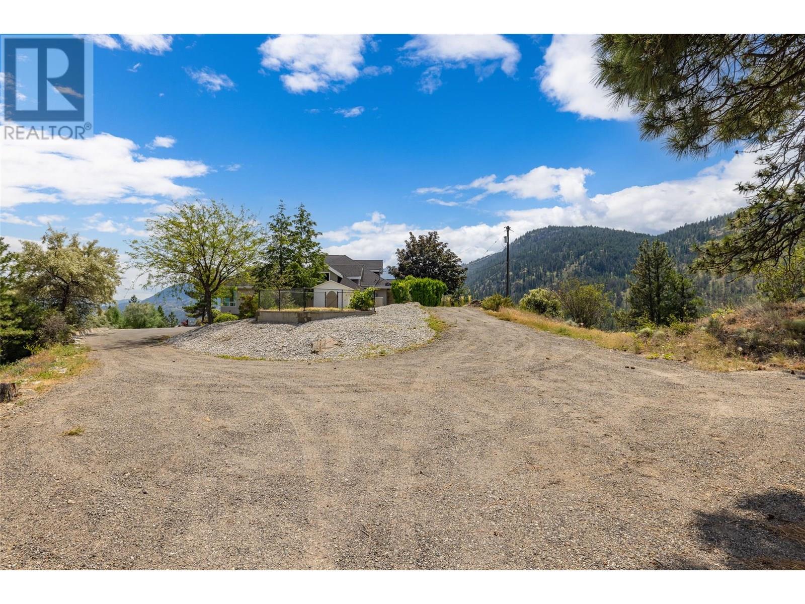 2632 Forsyth Drive, Penticton, British Columbia  V2A 8Y9 - Photo 47 - 10351310