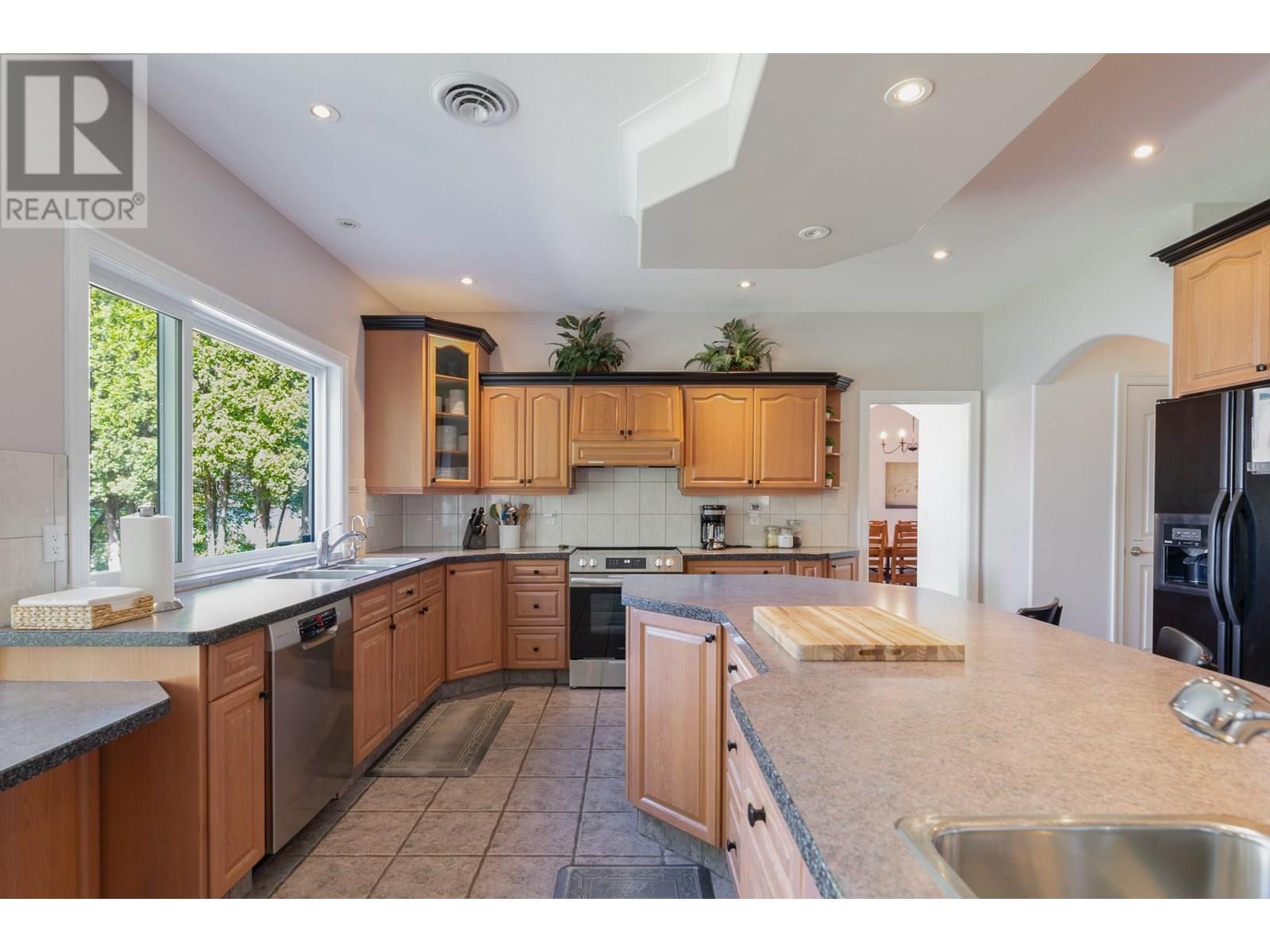 166 Sundial Road, Oliver, British Columbia  V0H 1T0 - Photo 13 - 10345554