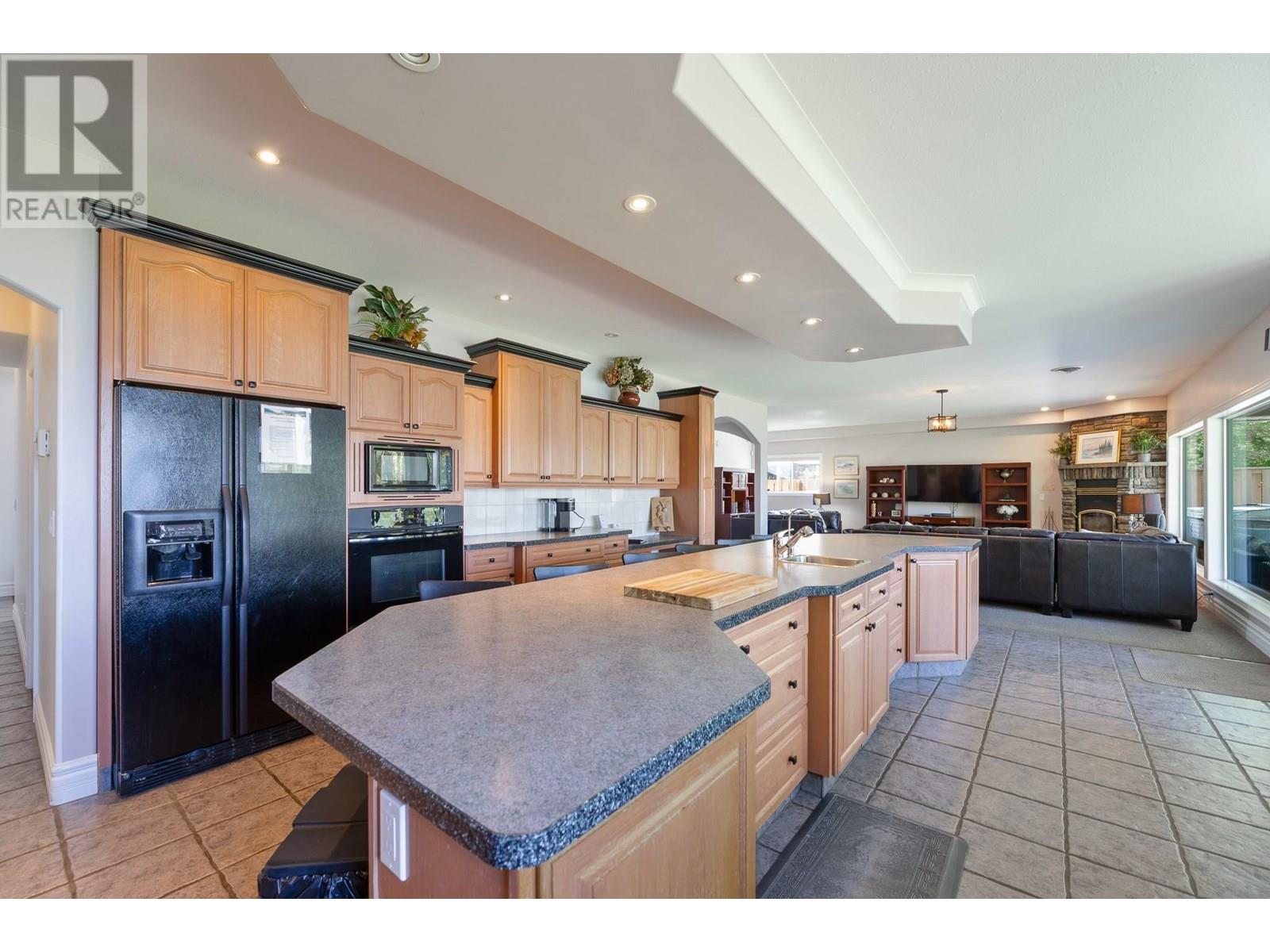 166 Sundial Road, Oliver, British Columbia  V0H 1T0 - Photo 15 - 10345554