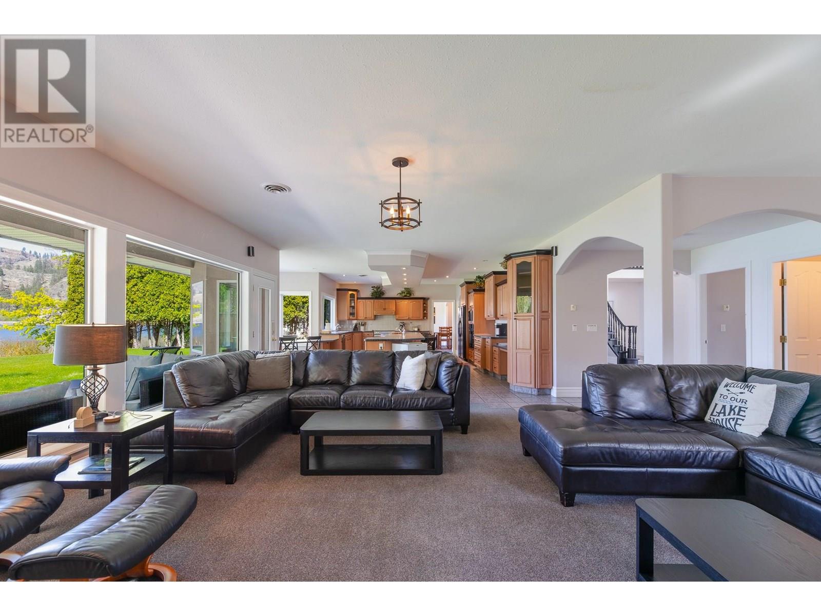 166 Sundial Road, Oliver, British Columbia  V0H 1T0 - Photo 18 - 10345554