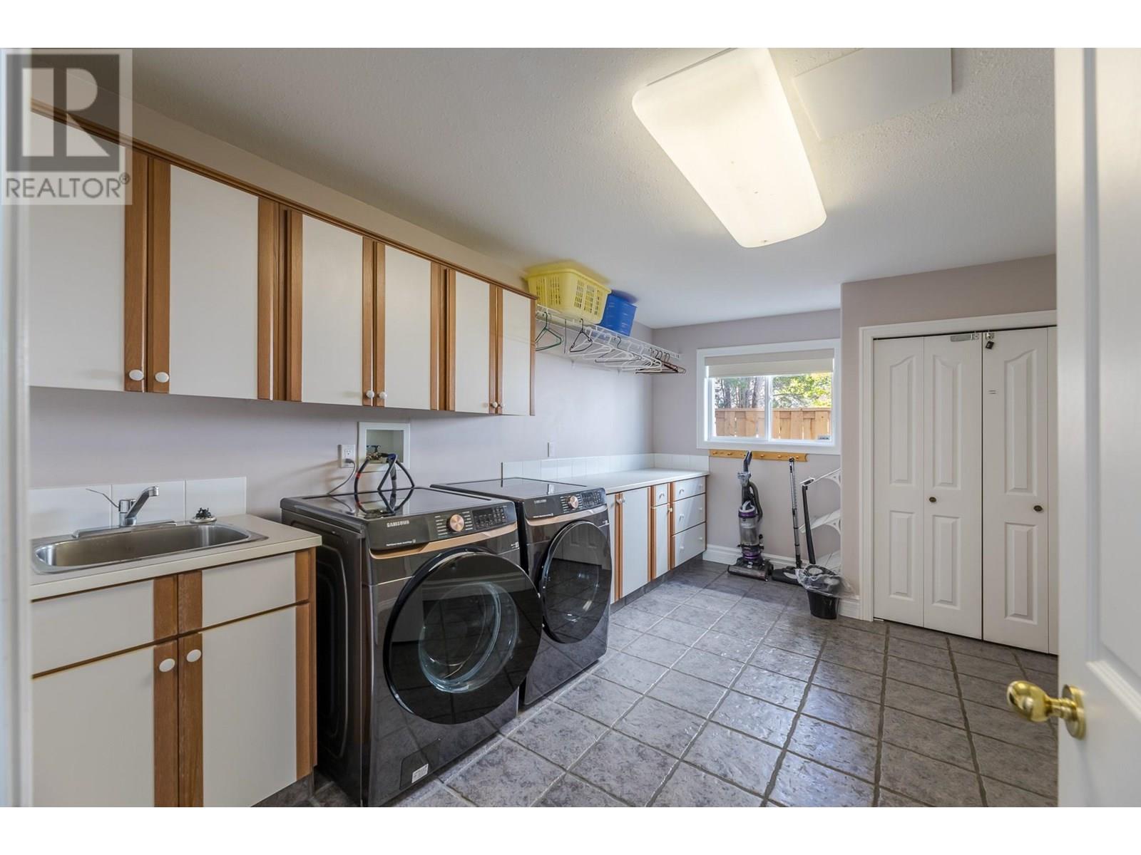 166 Sundial Road, Oliver, British Columbia  V0H 1T0 - Photo 23 - 10345554