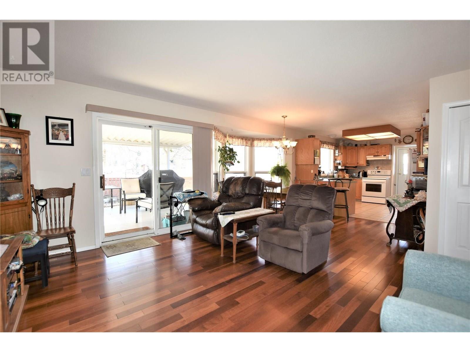 536 Loon Avenue, Vernon, British Columbia  V1H 2A1 - Photo 15 - 10351984