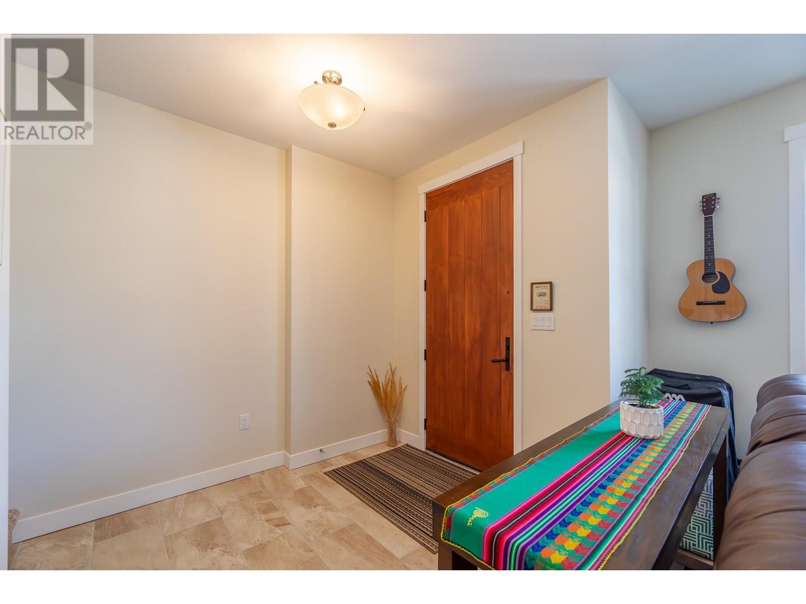 926 Holden Road, Penticton, British Columbia  V2A 9G6 - Photo 32 - 10351970