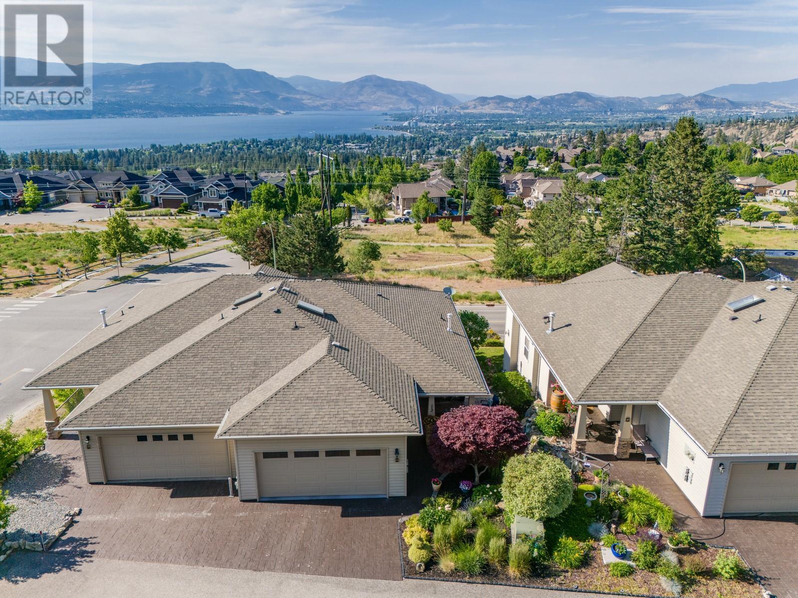 700 South Crest Drive Unit# 2, Kelowna, British Columbia  V1W 4X7 - Photo 1 - 10351545