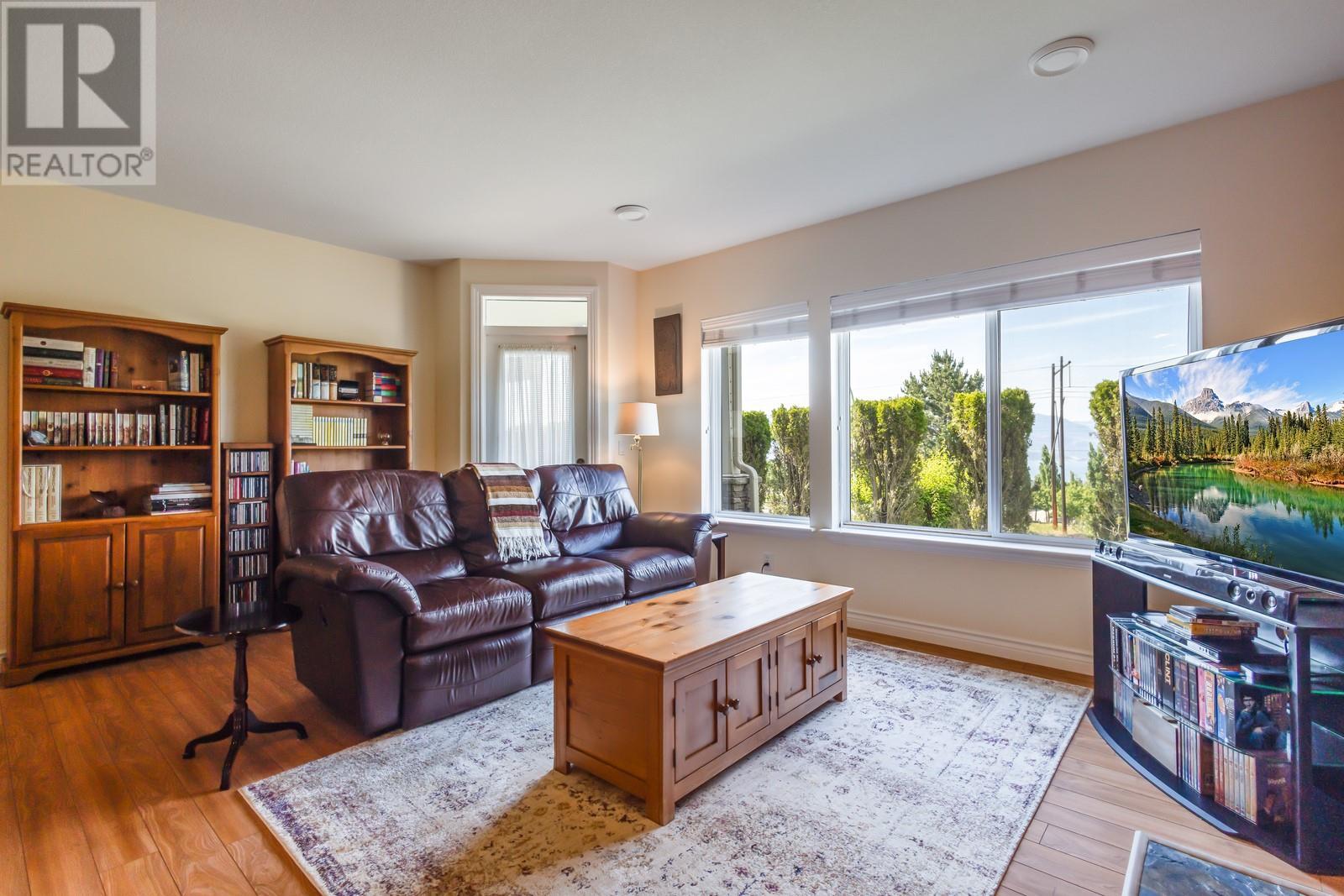 700 South Crest Drive Unit# 2, Kelowna, British Columbia  V1W 4X7 - Photo 30 - 10351545
