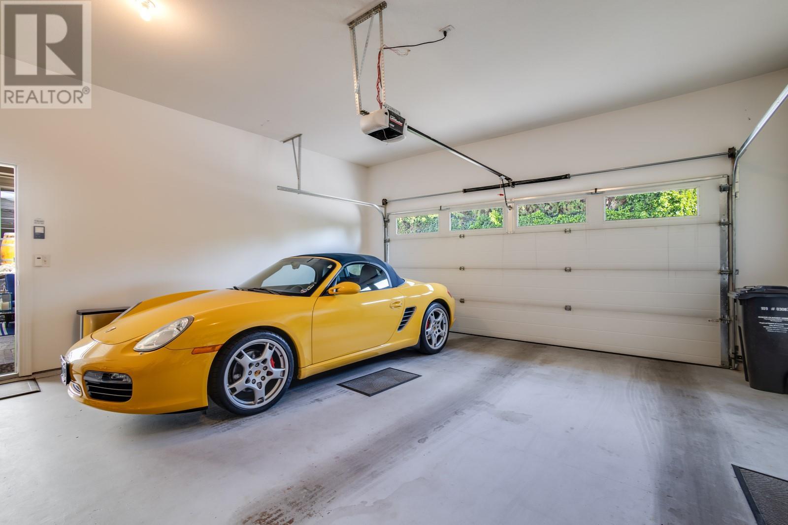 700 South Crest Drive Unit# 2, Kelowna, British Columbia  V1W 4X7 - Photo 38 - 10351545