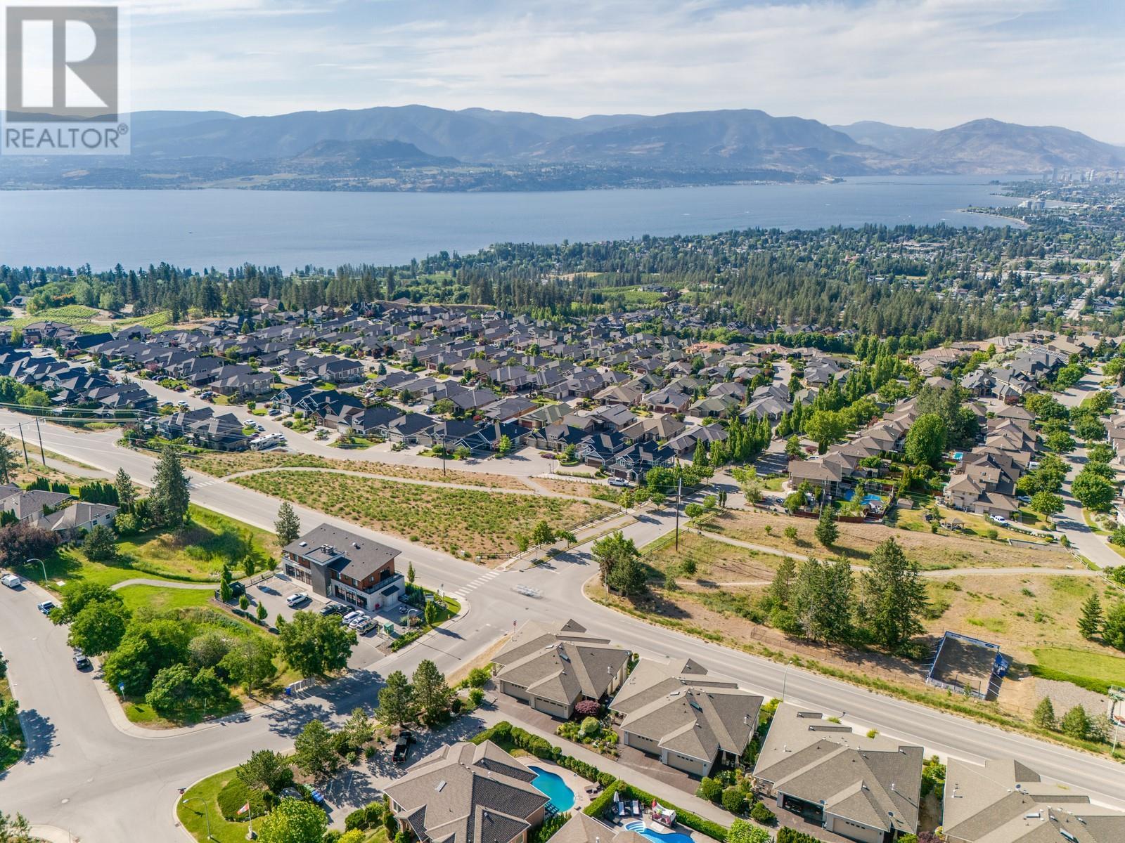 700 South Crest Drive Unit# 2, Kelowna, British Columbia  V1W 4X7 - Photo 41 - 10351545