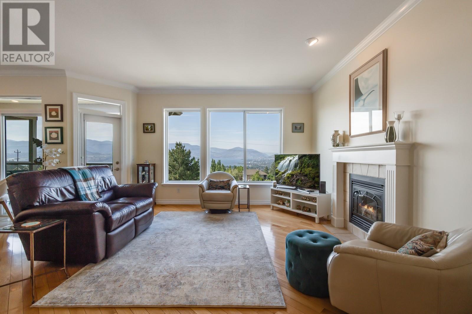 700 South Crest Drive Unit# 2, Kelowna, British Columbia  V1W 4X7 - Photo 5 - 10351545