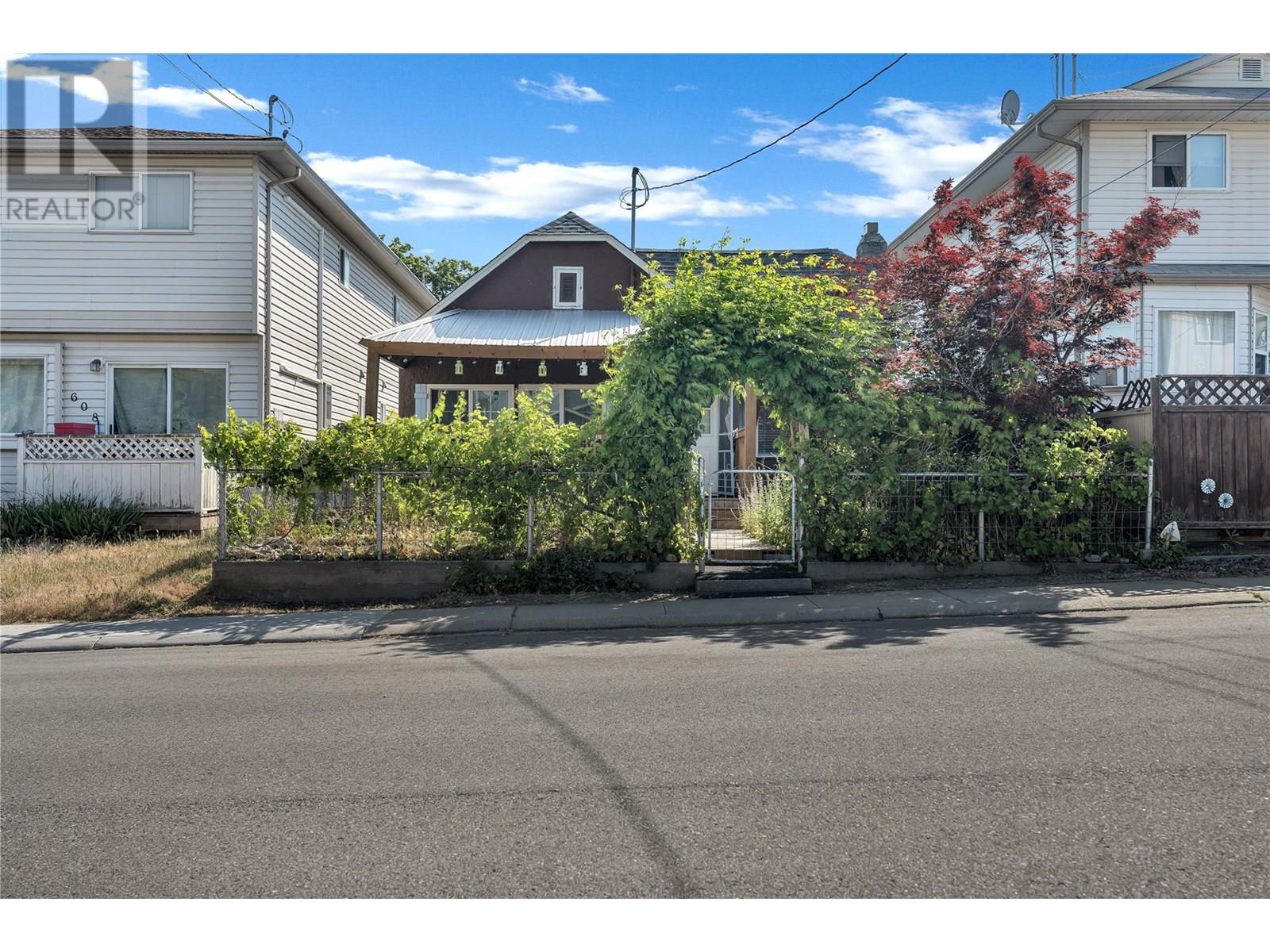 616 Burns Street, Penticton, British Columbia  V2A 4X3 - Photo 38 - 10352091