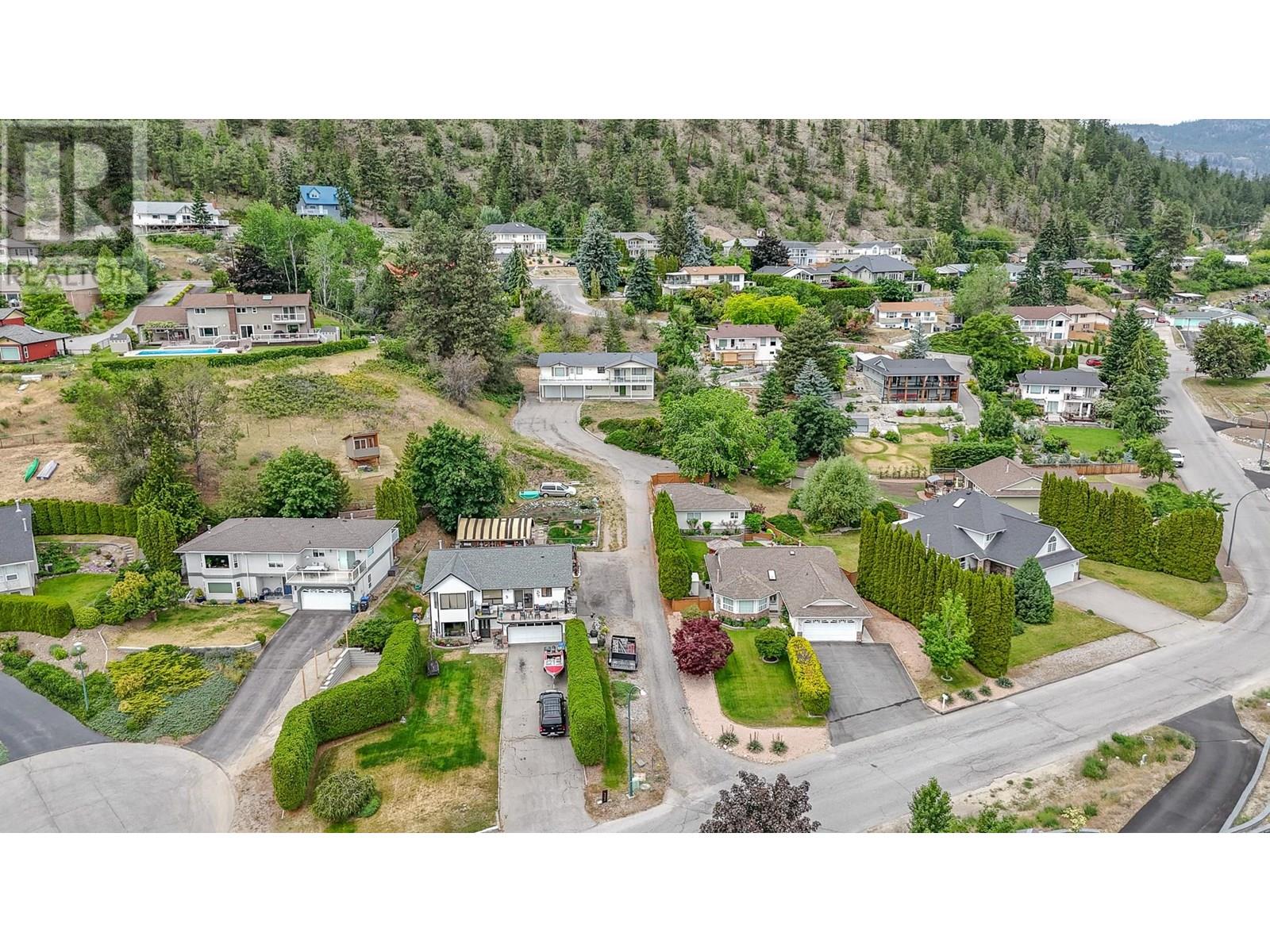 6405 Newton Road, Summerland, British Columbia  V0H 1Z7 - Photo 2 - 10352037