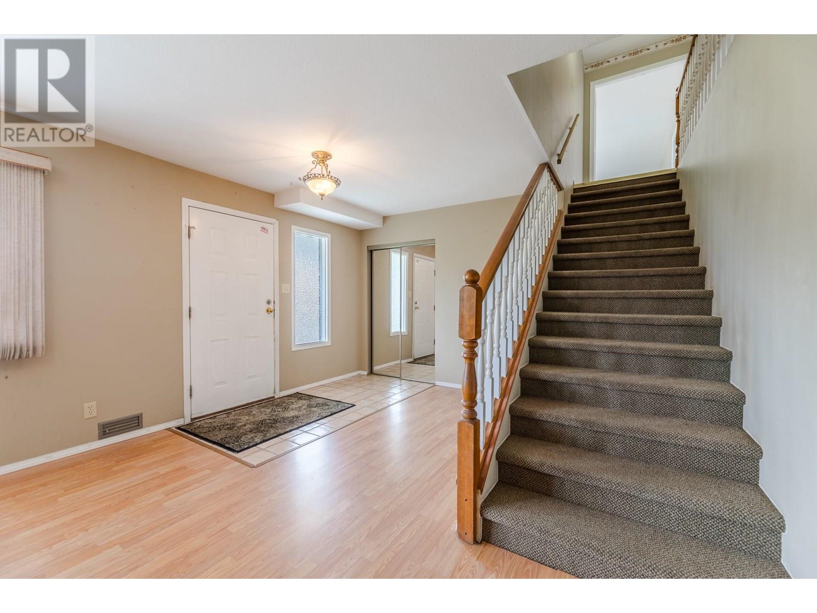 6405 Newton Road, Summerland, British Columbia  V0H 1Z7 - Photo 4 - 10352037