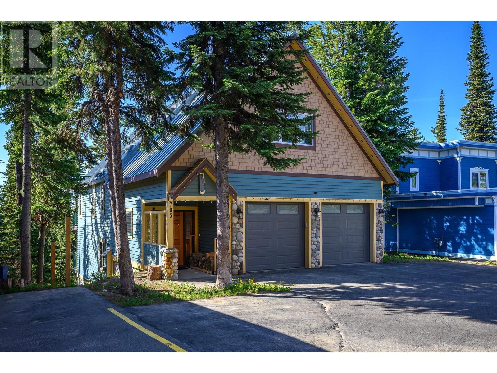 705 Monashee Road, Silver Star, British Columbia  V1B 3M1 - Photo 4 - 10351324