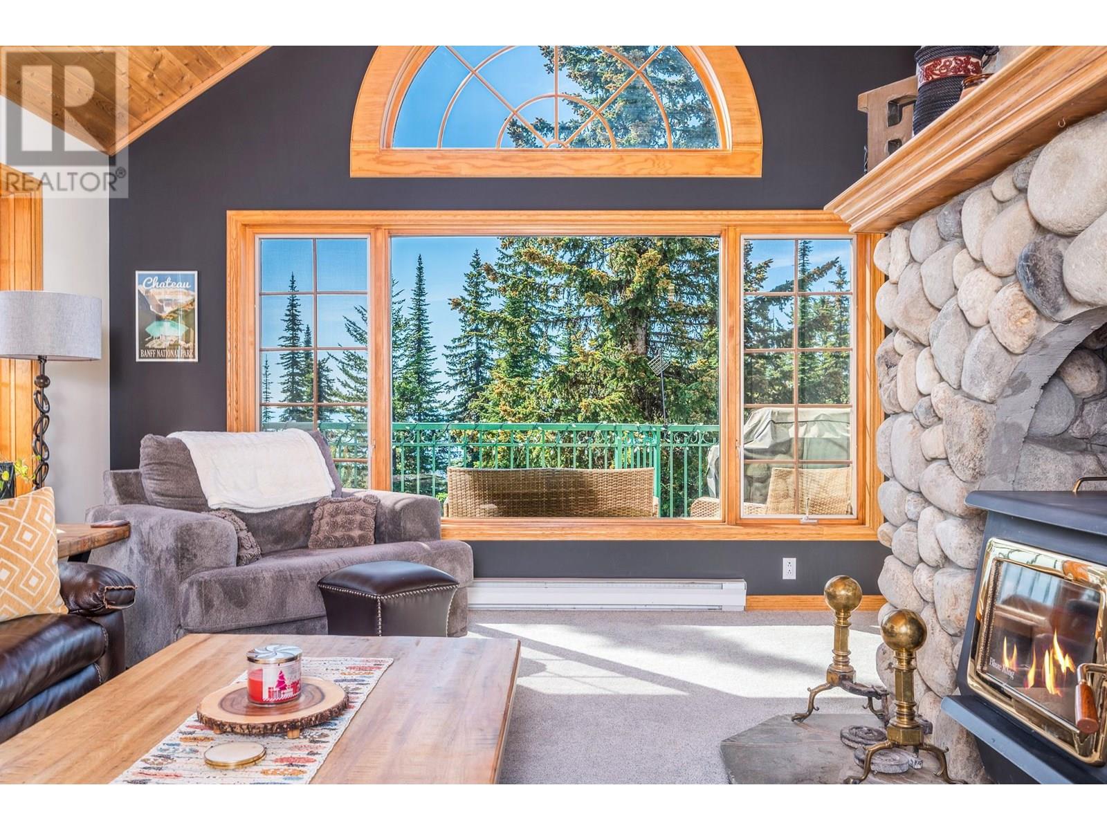 705 Monashee Road, Silver Star, British Columbia  V1B 3M1 - Photo 8 - 10351324