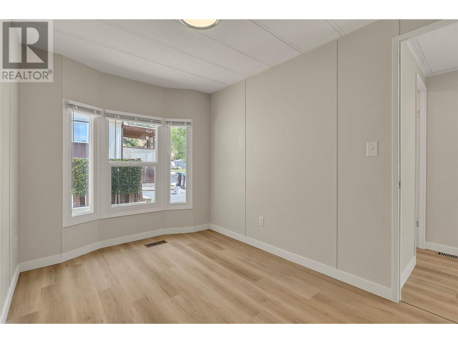 1701 Penticton Avenue Unit# 305, Penticton, British Columbia  V2A 2N5 - Photo 17 - 10352078