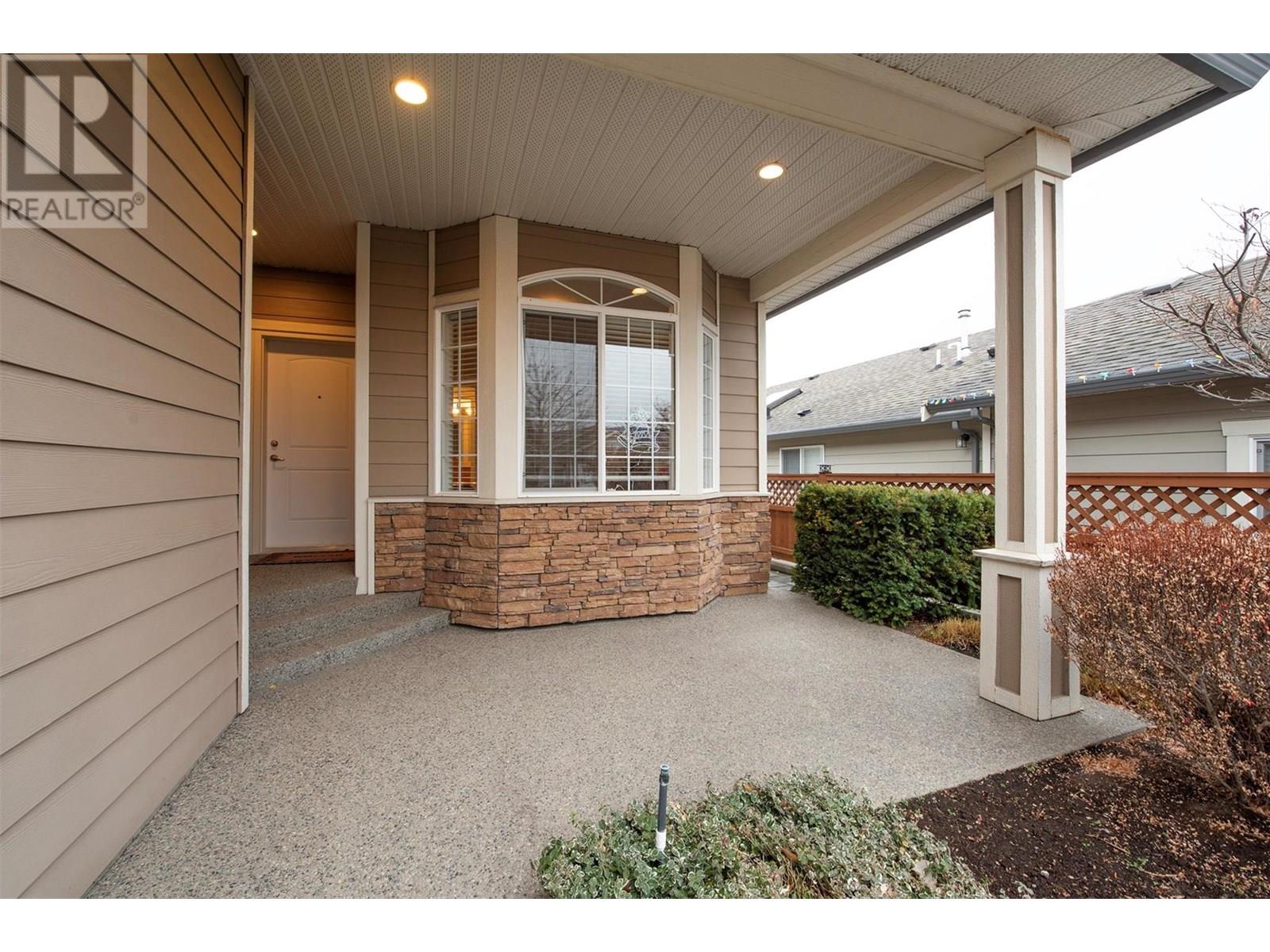 2171 Mimosa Drive, West Kelowna, British Columbia  V4T 3A5 - Photo 3 - 10352118