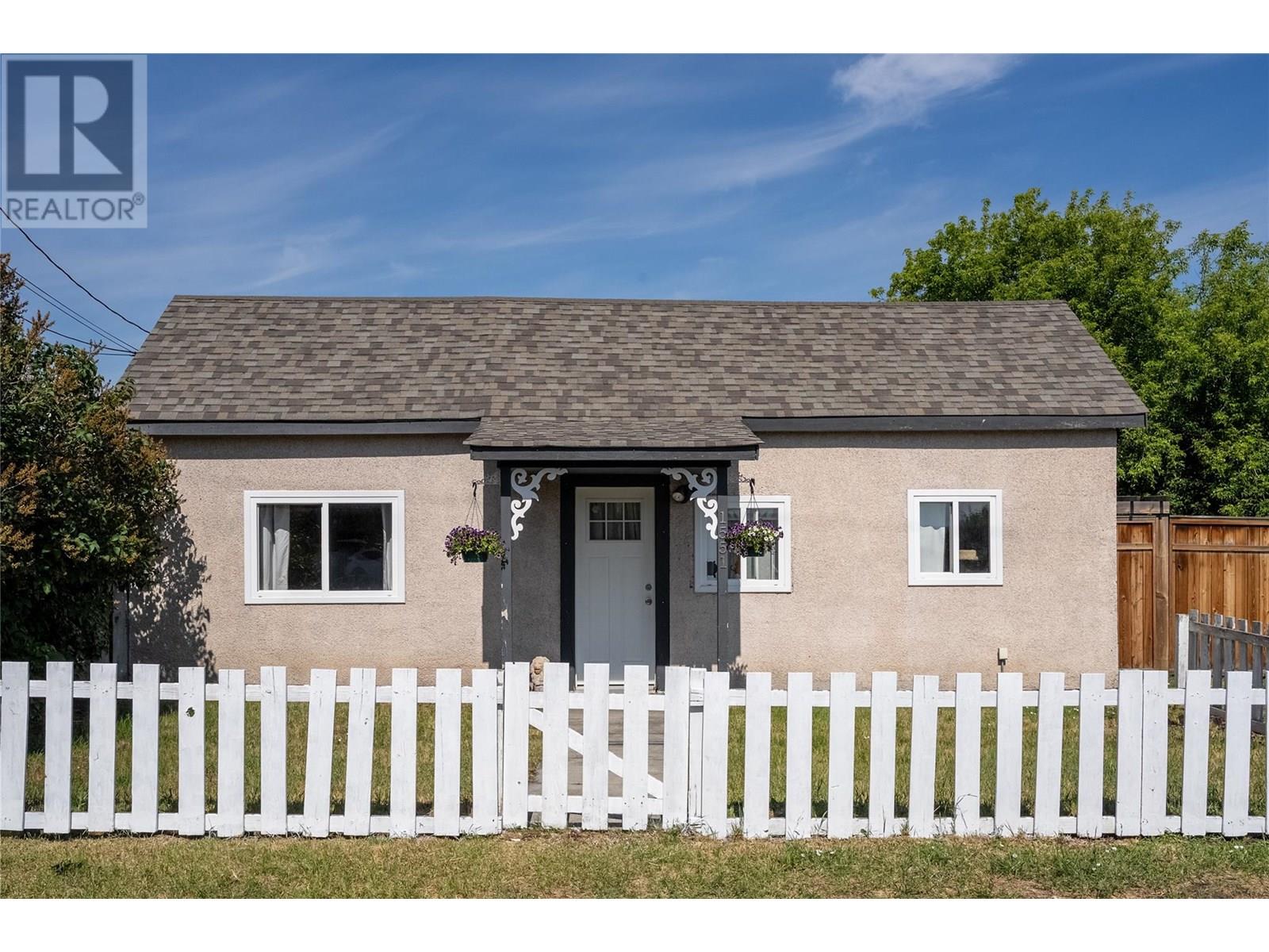 1551 Blair Street, Merritt, British Columbia  V1K 1B8 - Photo 1 - 10352142