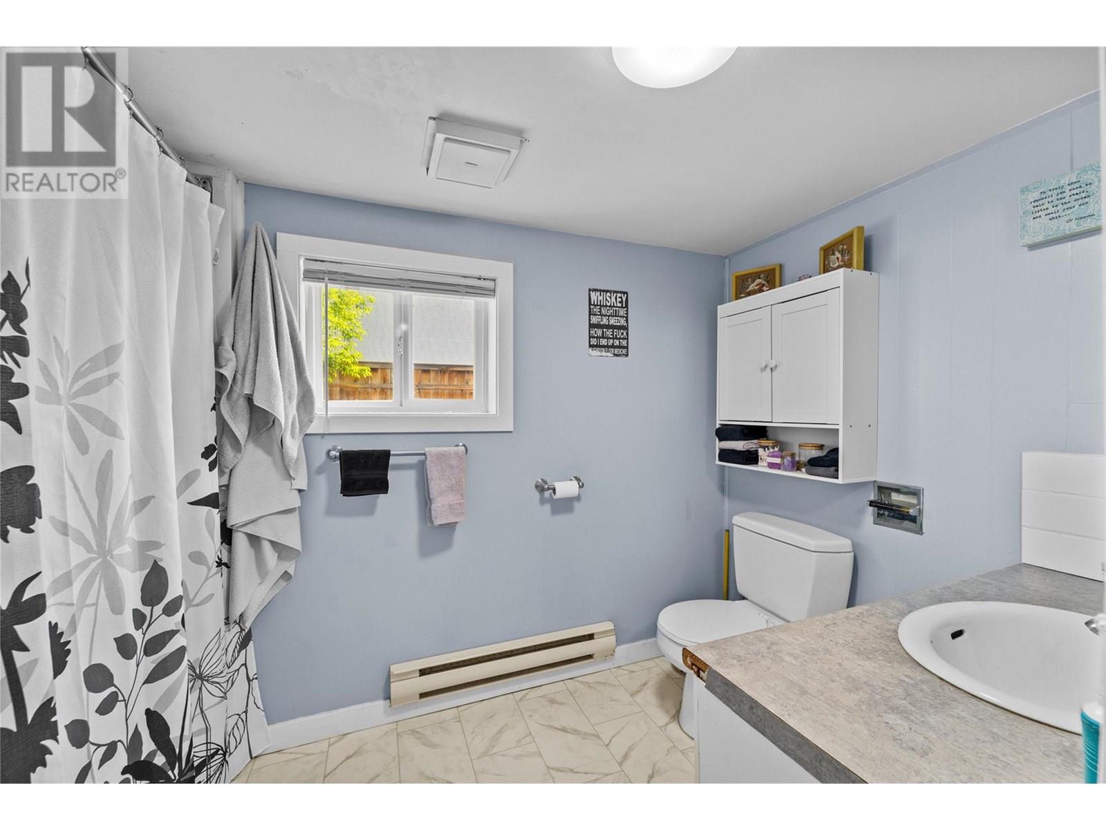 1551 Blair Street, Merritt, British Columbia  V1K 1B8 - Photo 11 - 10352142