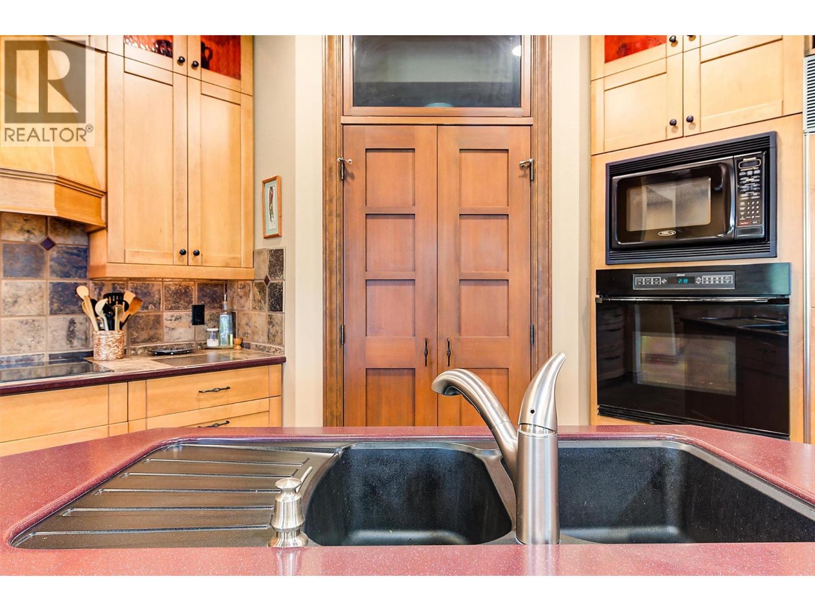 1306 Huckleberry Road, Kelowna, British Columbia  V1P 1M5 - Photo 28 - 10352116