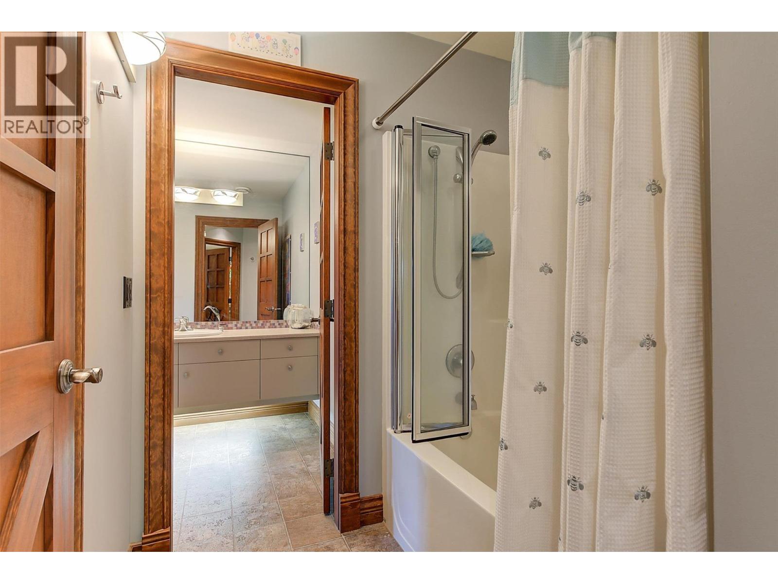 1306 Huckleberry Road, Kelowna, British Columbia  V1P 1M5 - Photo 68 - 10352116