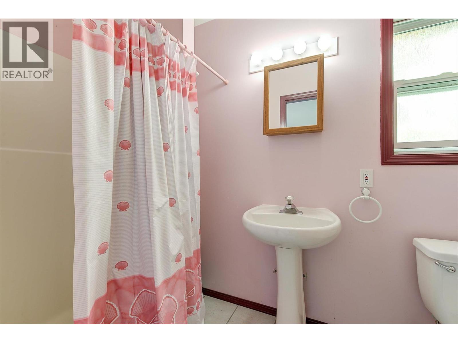 1306 Huckleberry Road, Kelowna, British Columbia  V1P 1M5 - Photo 86 - 10352116