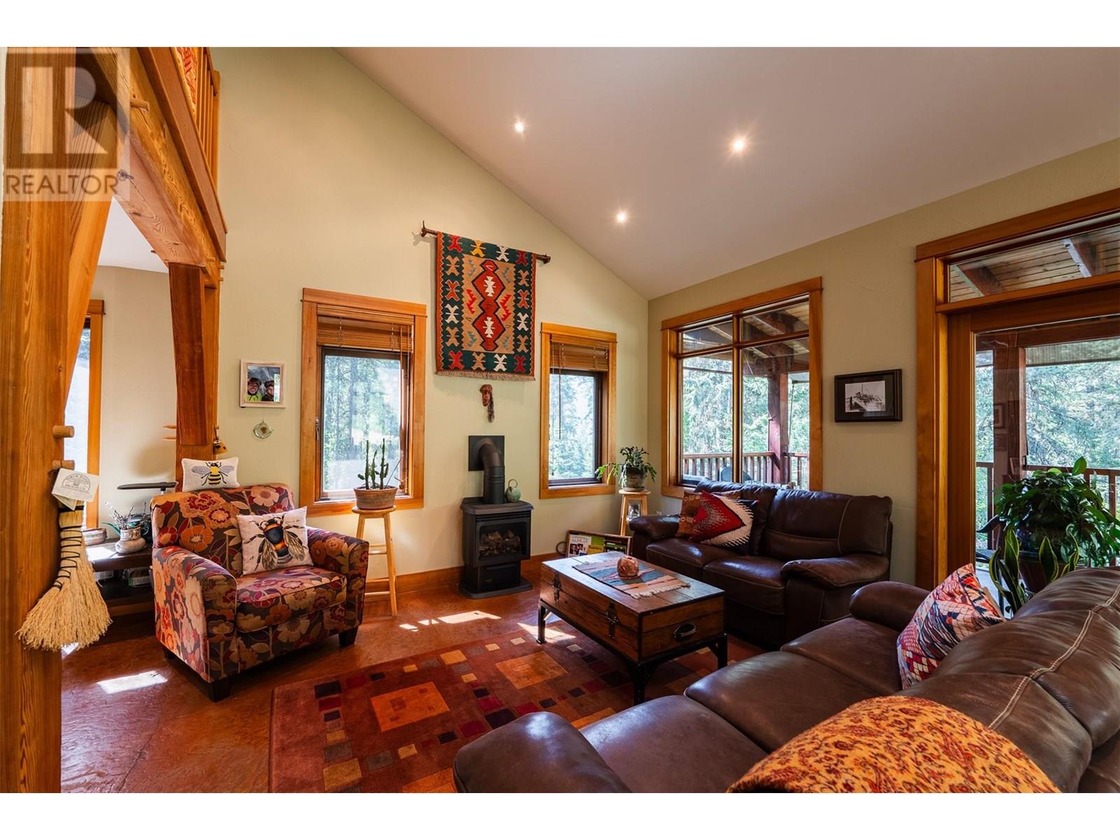 4306 View Ridge Road, Nelson, British Columbia  V0G 2G3 - Photo 3 - 10352054
