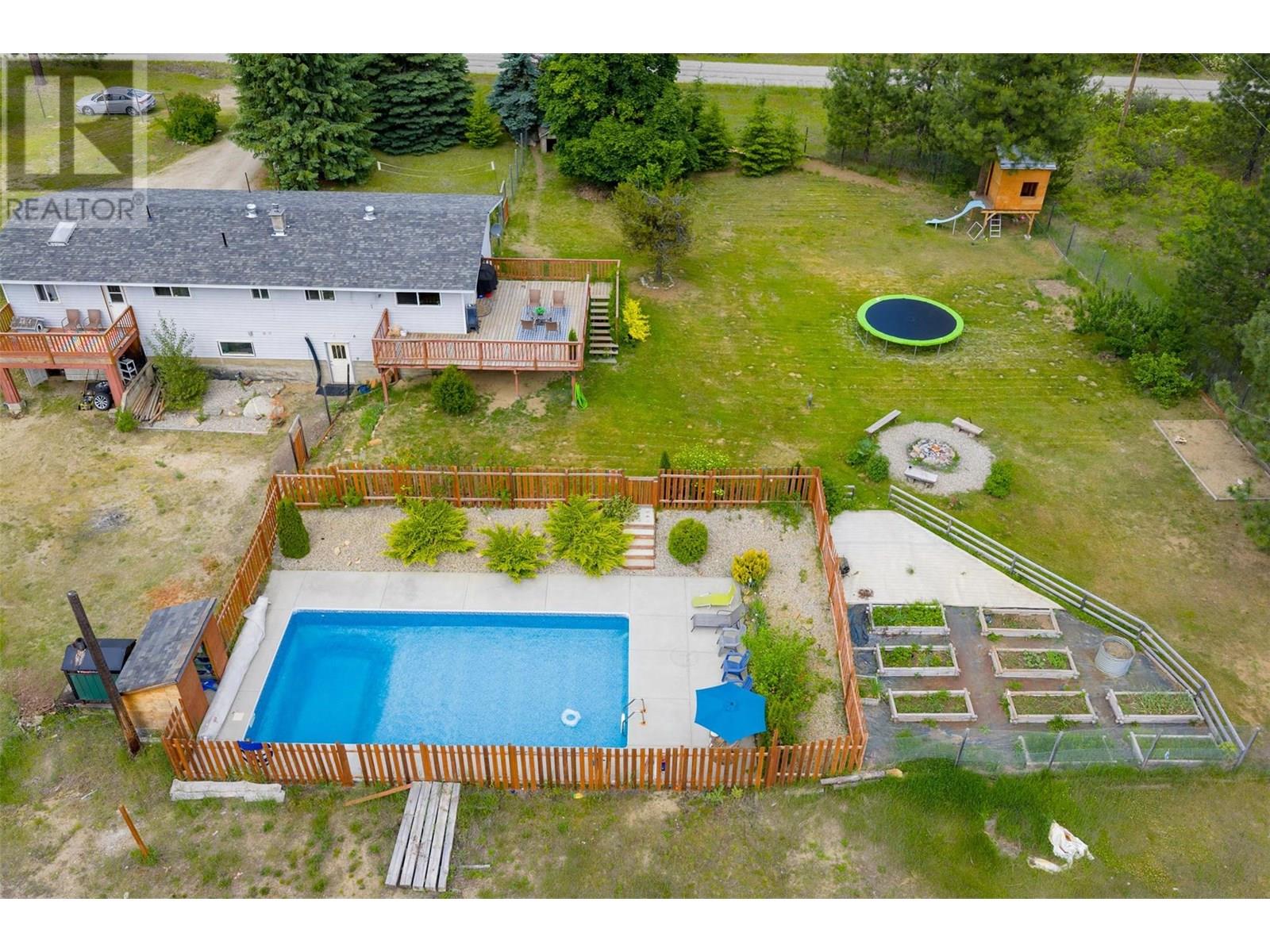 3860 Gage Road, Krestova, British Columbia  V0G 1H2 - Photo 3 - 10351553