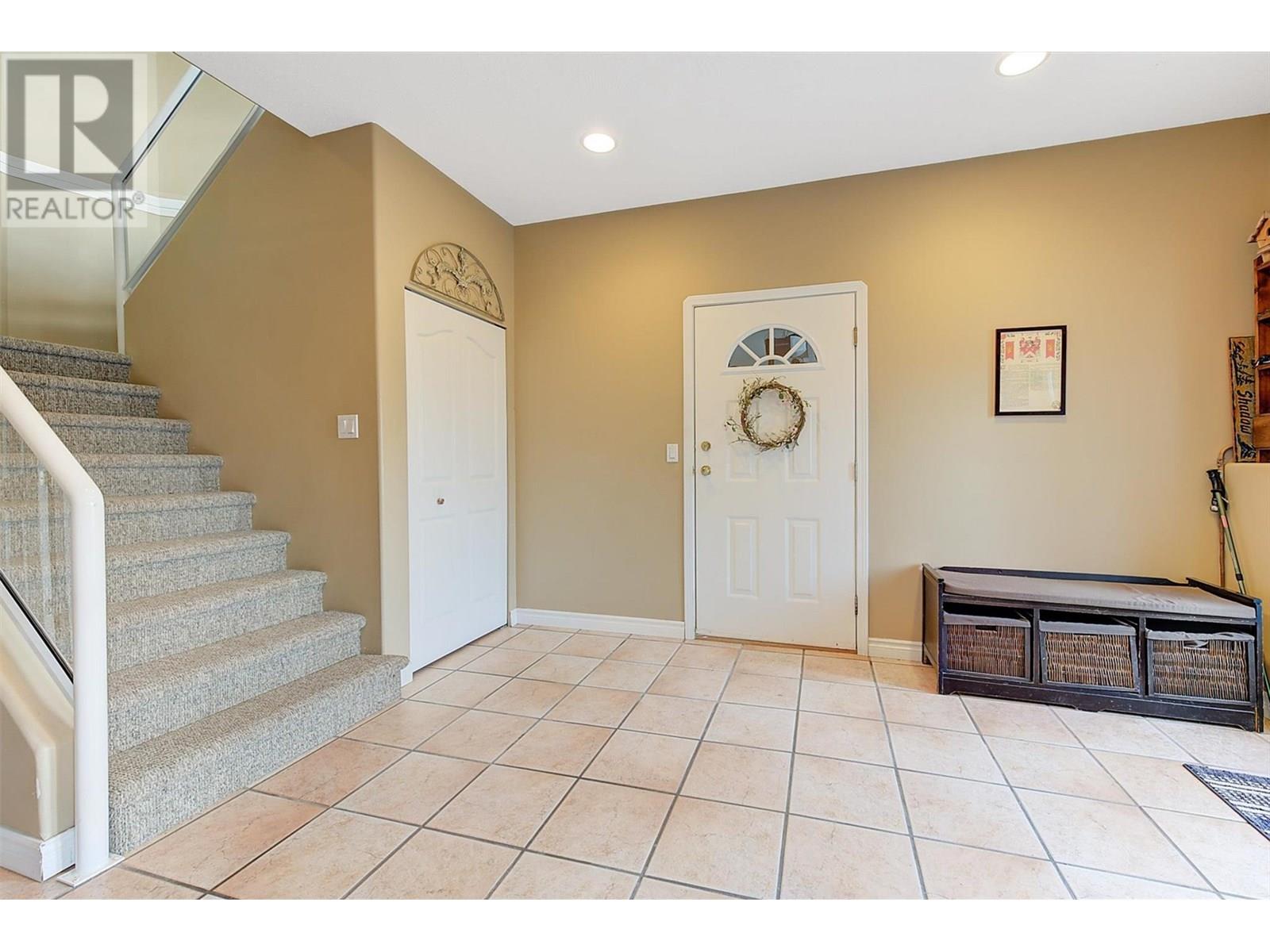 5165 Morrison Crescent, Peachland, British Columbia  V0H 1X2 - Photo 5 - 10351954