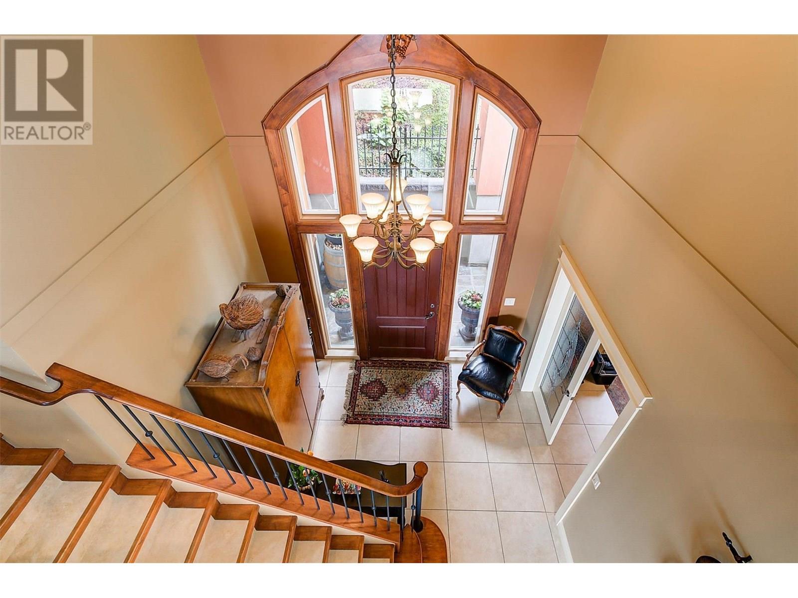 683 Westside Road S, West Kelowna, British Columbia  V1Z 3S2 - Photo 18 - 10352137