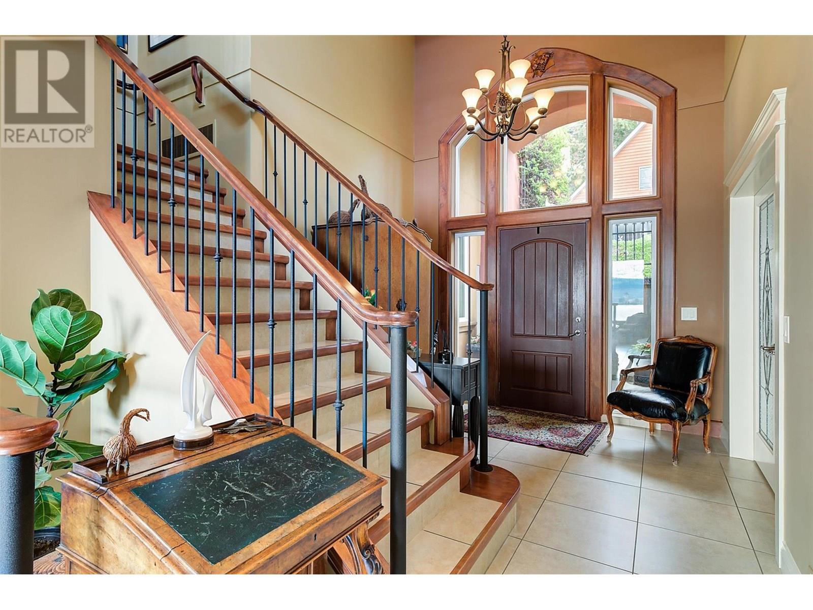 683 Westside Road S, West Kelowna, British Columbia  V1Z 3S2 - Photo 19 - 10352137