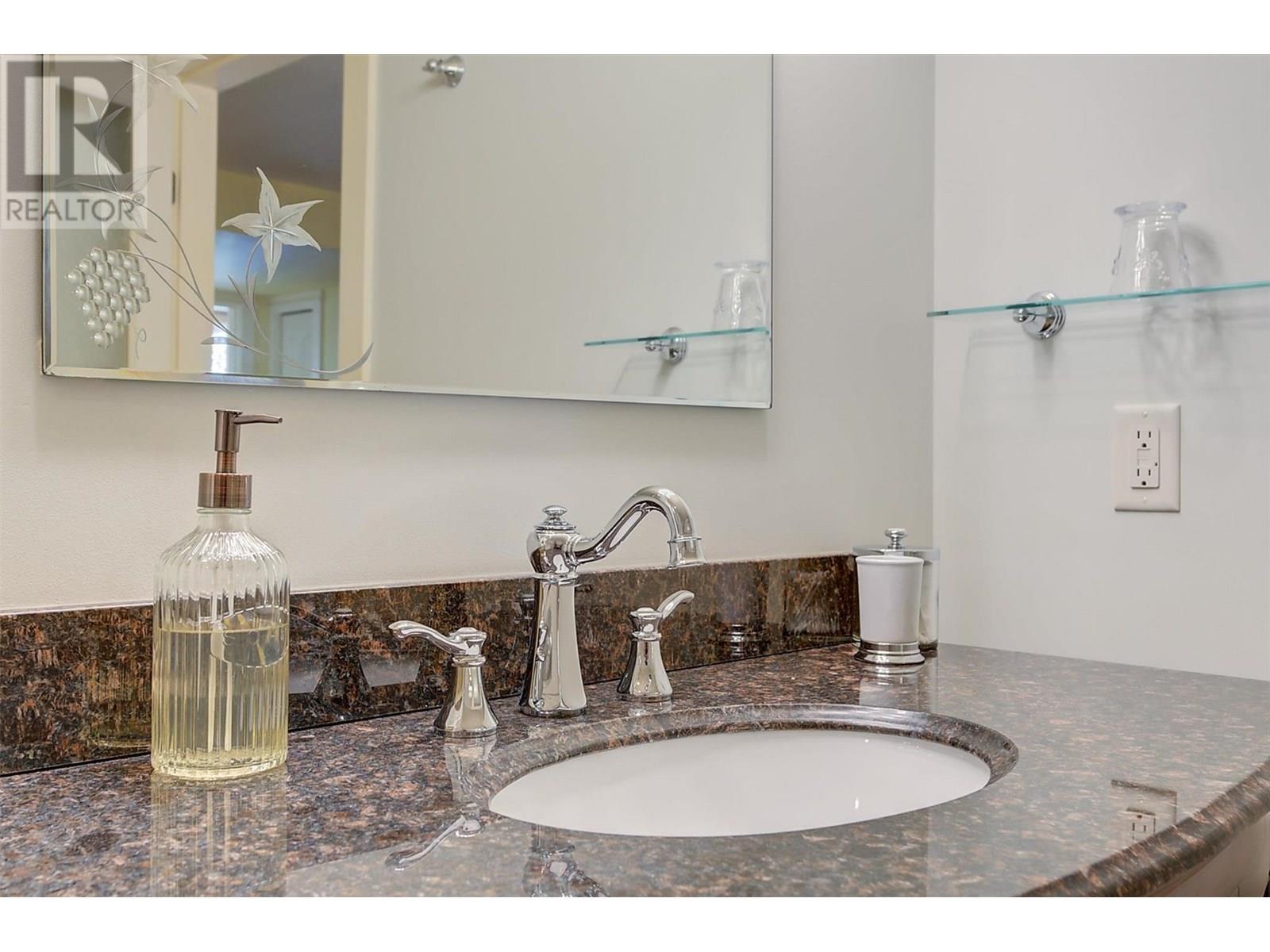 683 Westside Road S, West Kelowna, British Columbia  V1Z 3S2 - Photo 39 - 10352137