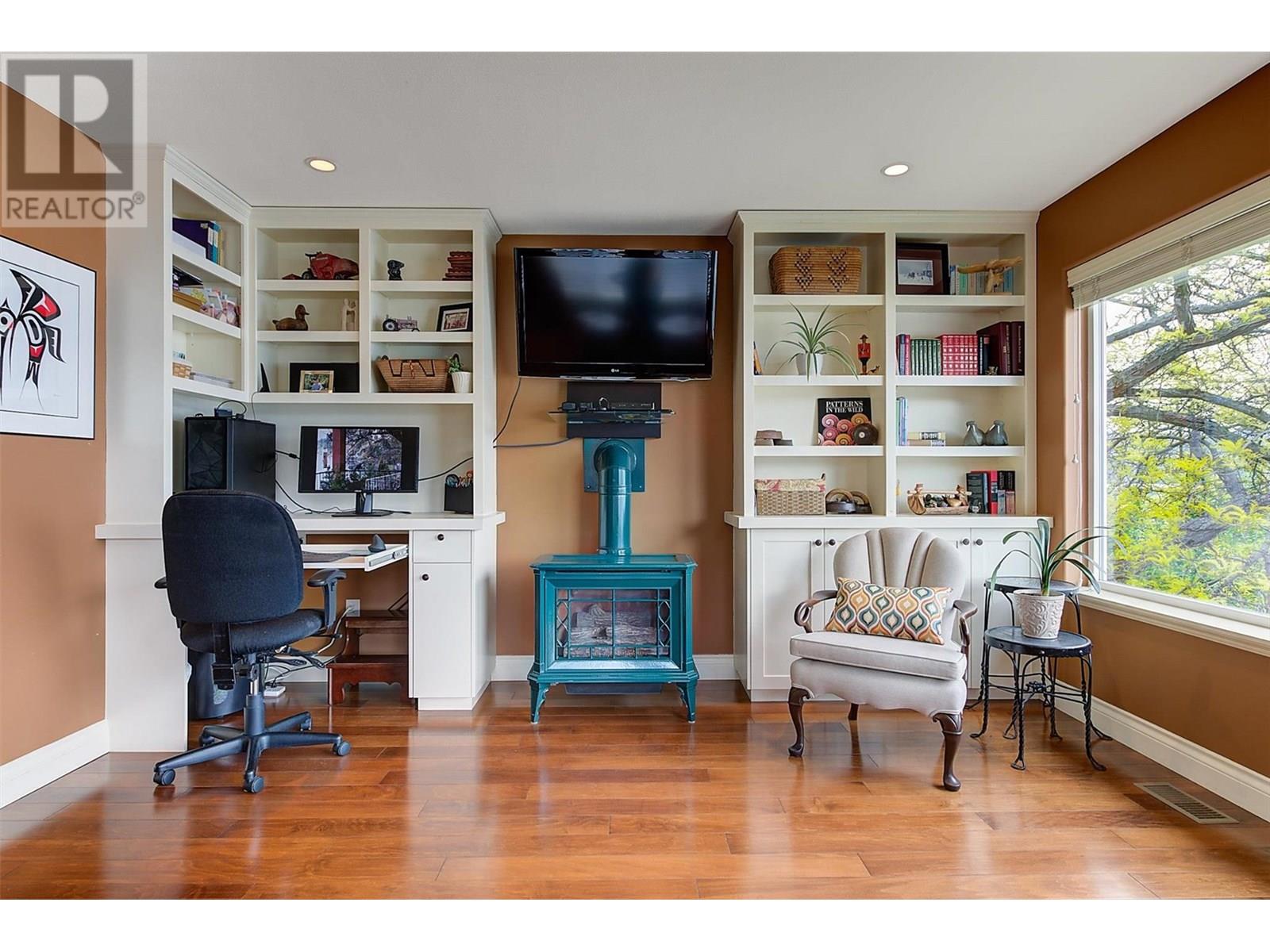 683 Westside Road S, West Kelowna, British Columbia  V1Z 3S2 - Photo 47 - 10352137
